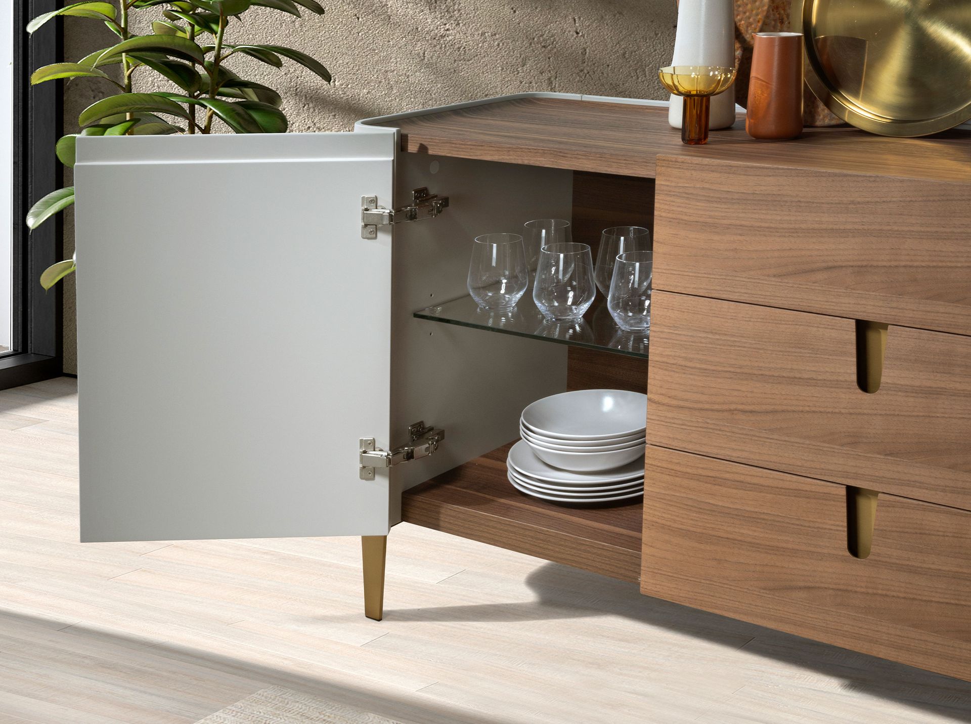Sideboard walnut, beige, gilded polished steel and walnut top