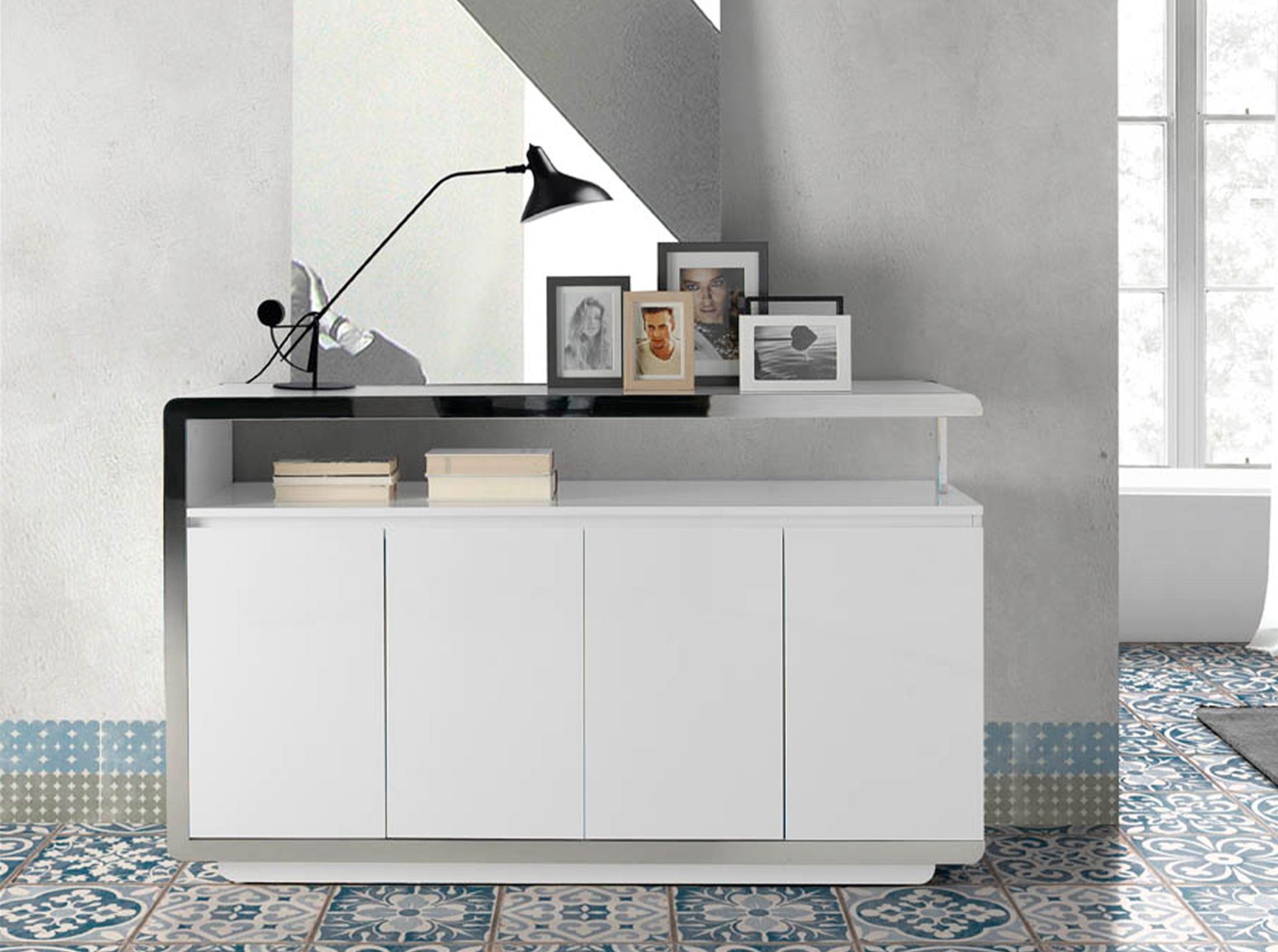 Sideboard white wood and chromed steel base
