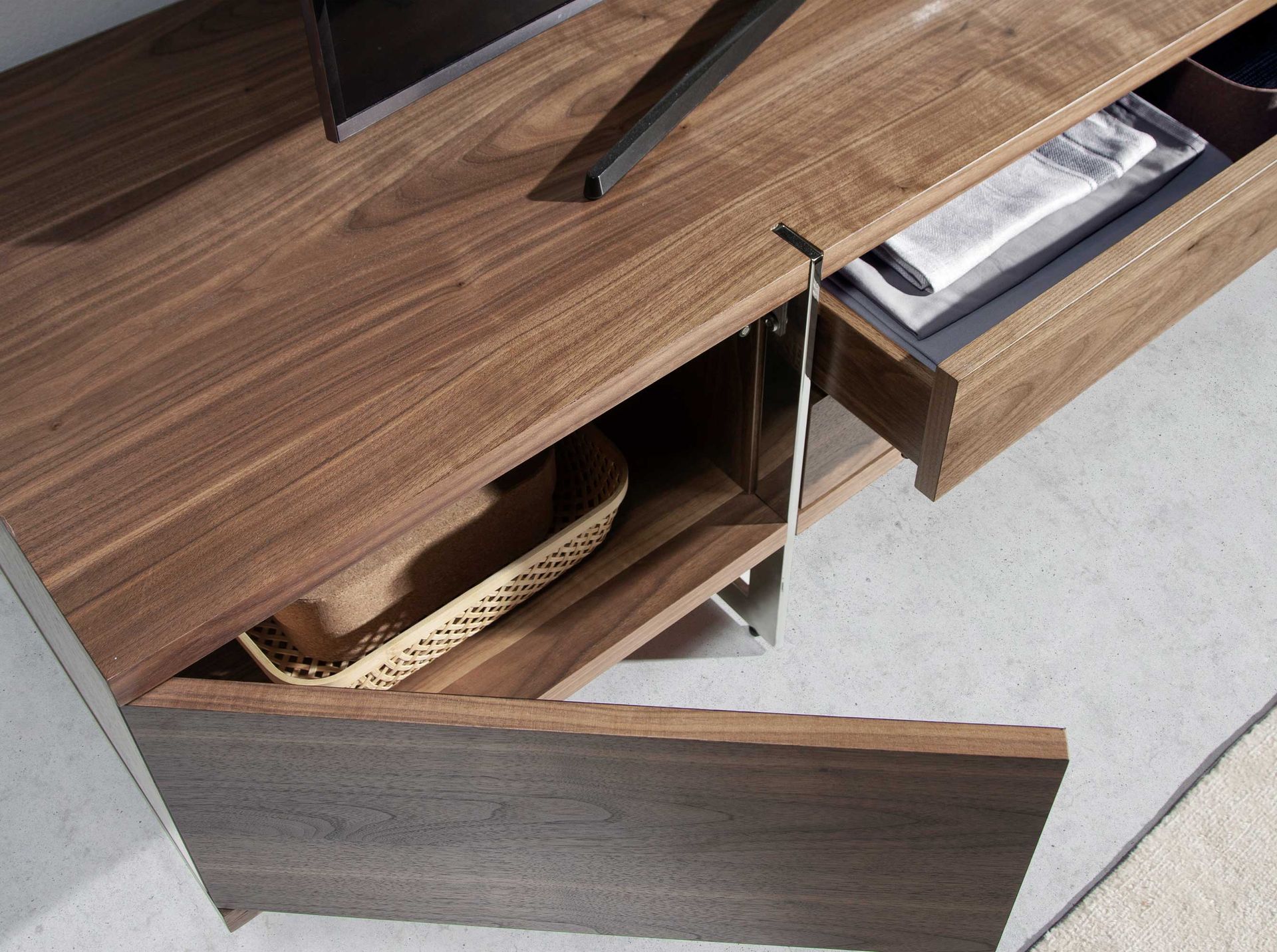 TV stand walnut and chromed steel