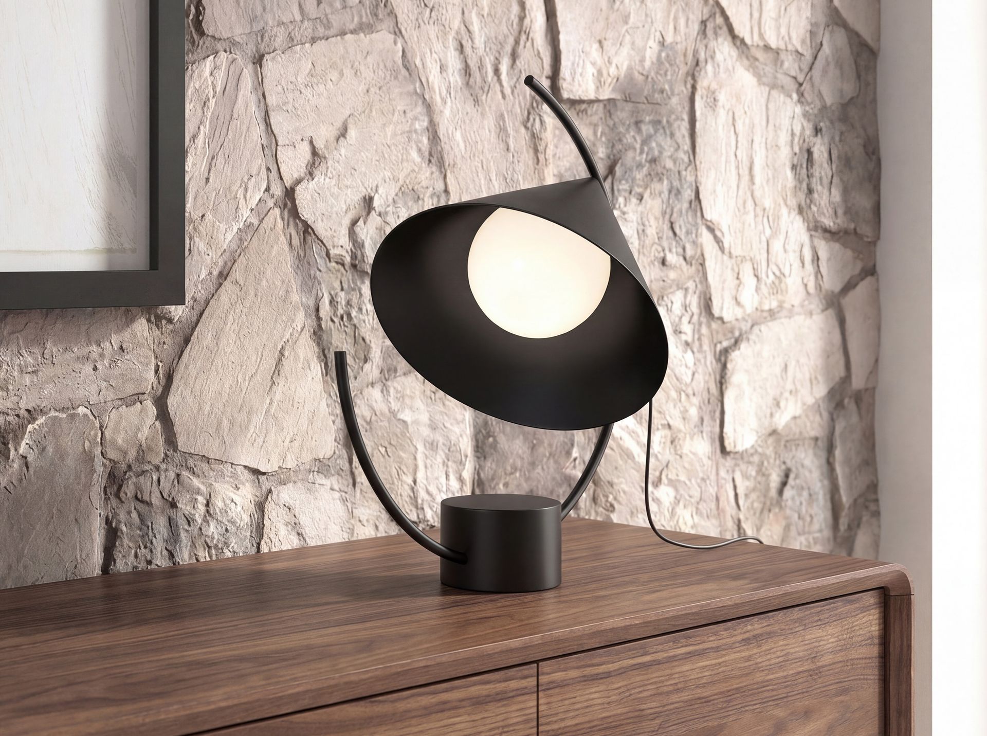 Table lamp in black steel