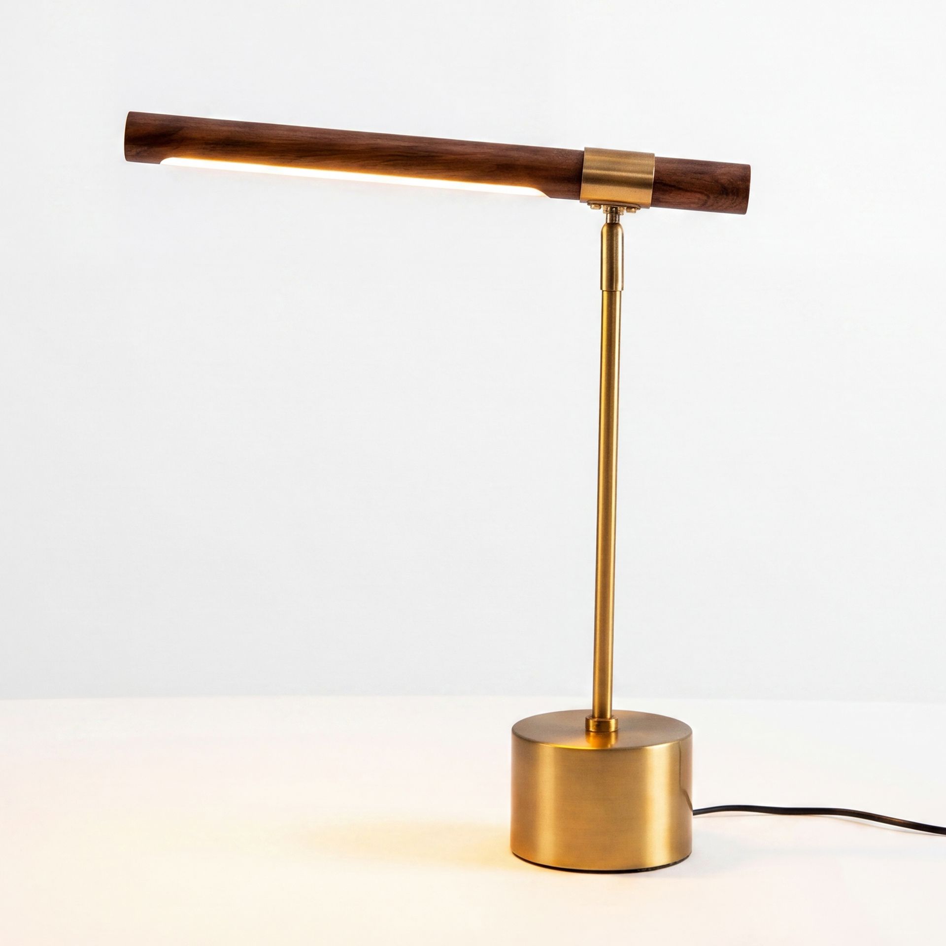 Table lamp in walnut-effect steel and polished gold steel