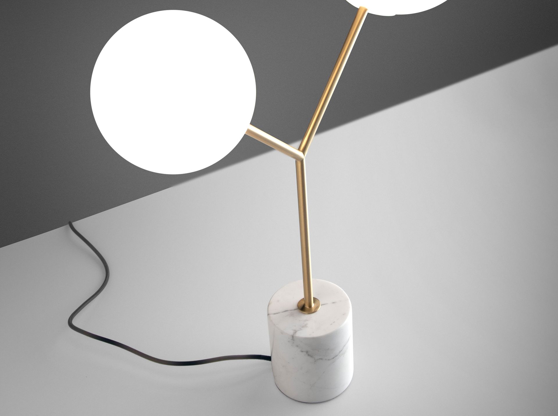 Table lamp in white marble, golden steel and white glass
