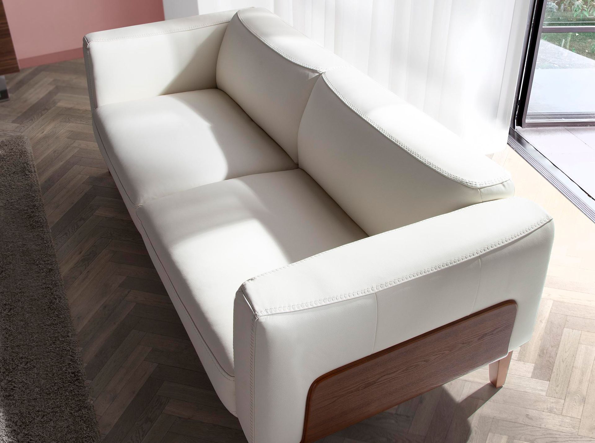 White leather 3-seater sofa