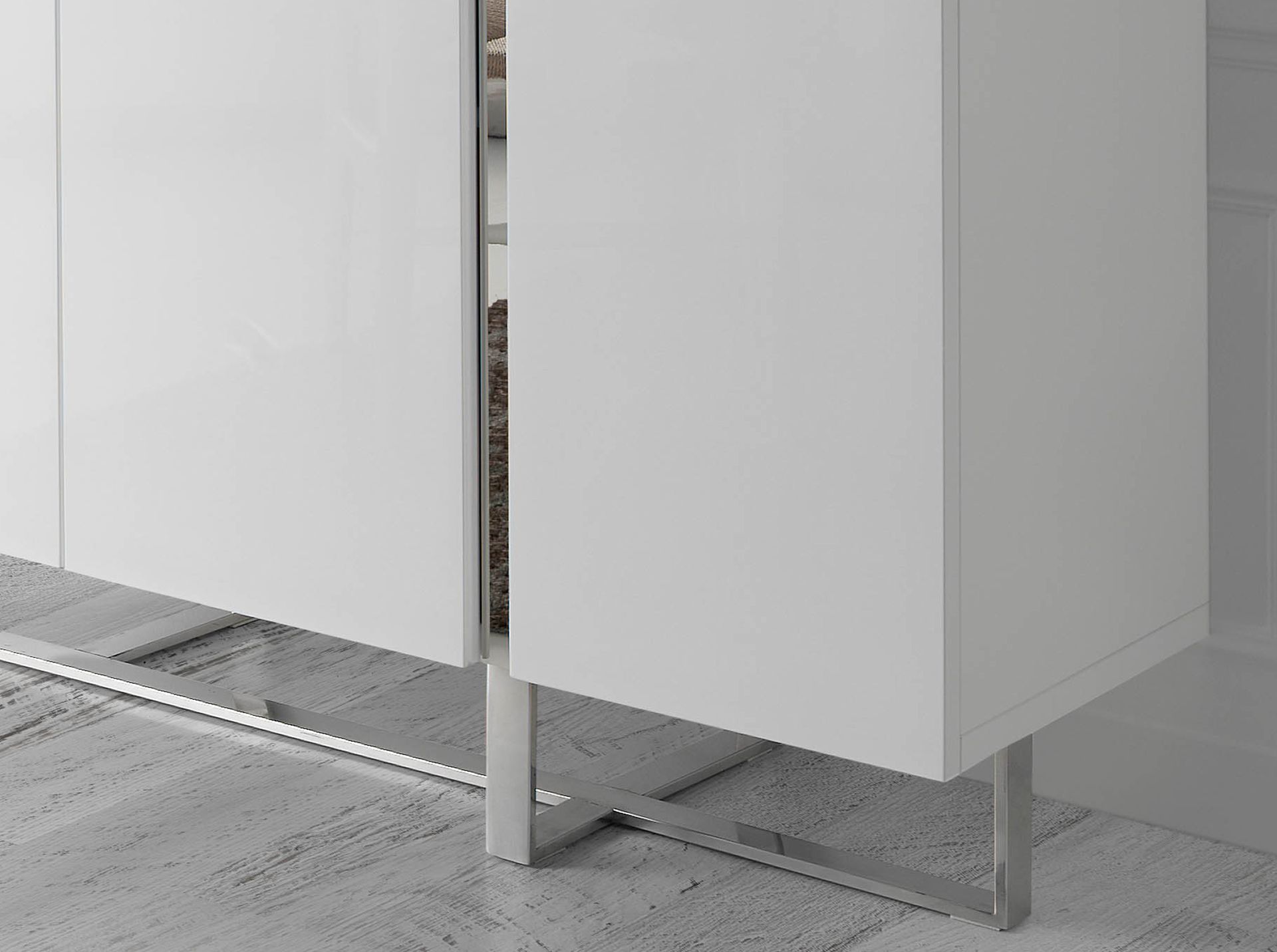 White wood and chrome-plated steel tall sideboard