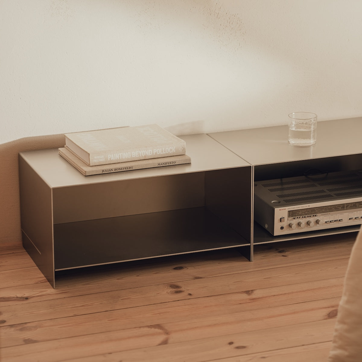 RAWW table / storage unit