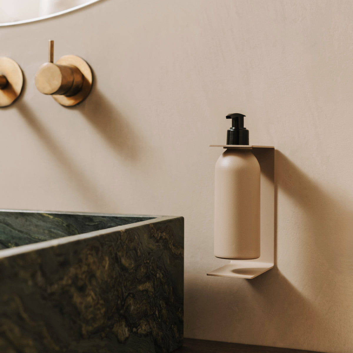 PALERMO pump bottle holder