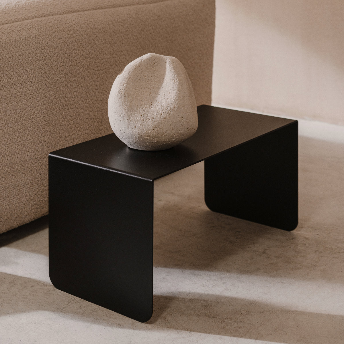 VALENCIA side table