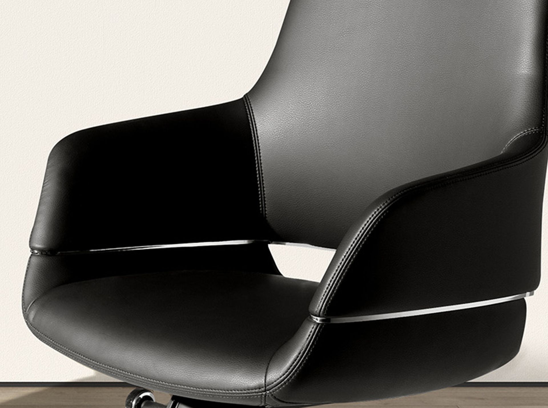 Black leatherette swivel office chair