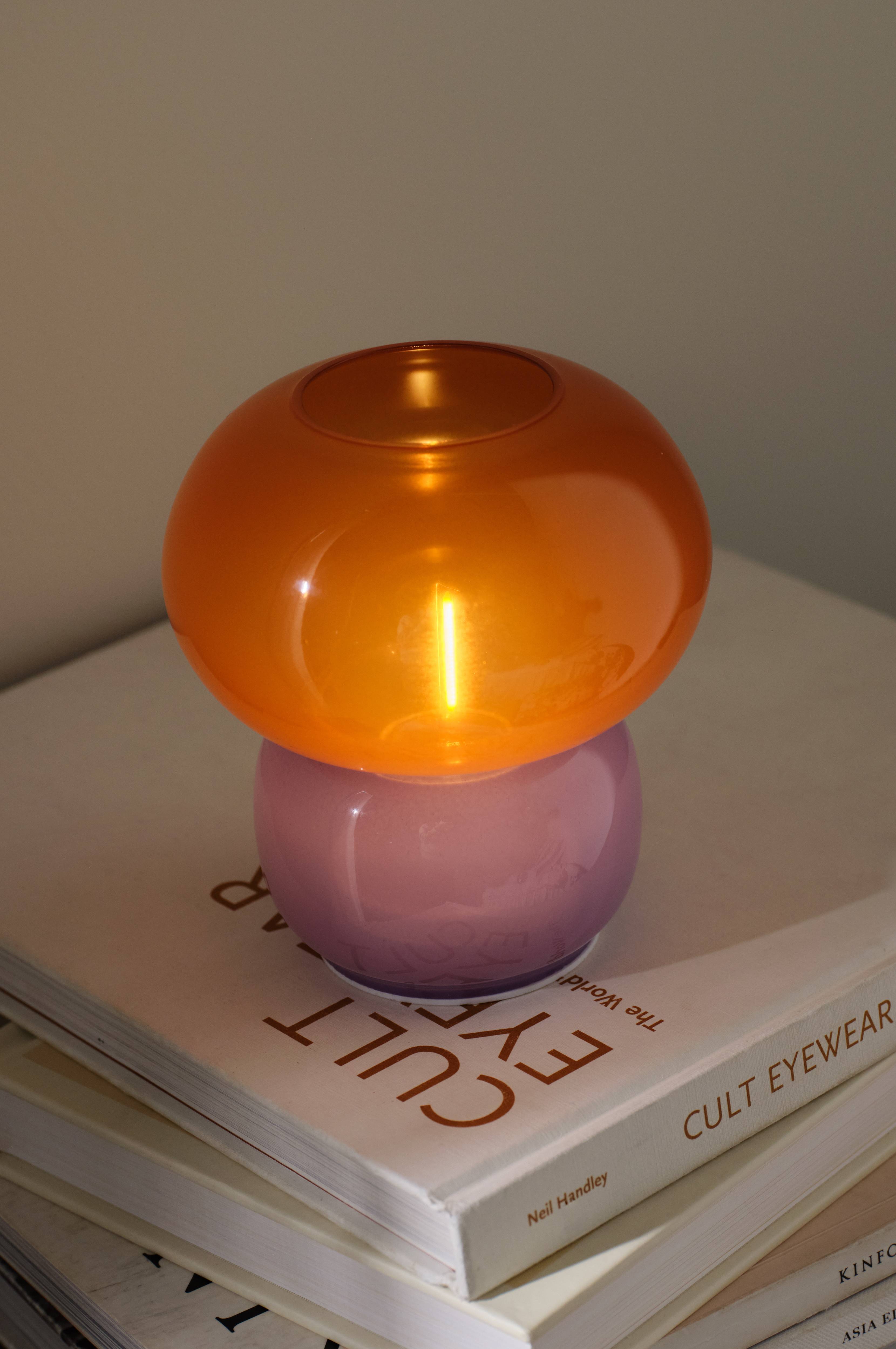 Batteridrevet bordlampe Berry