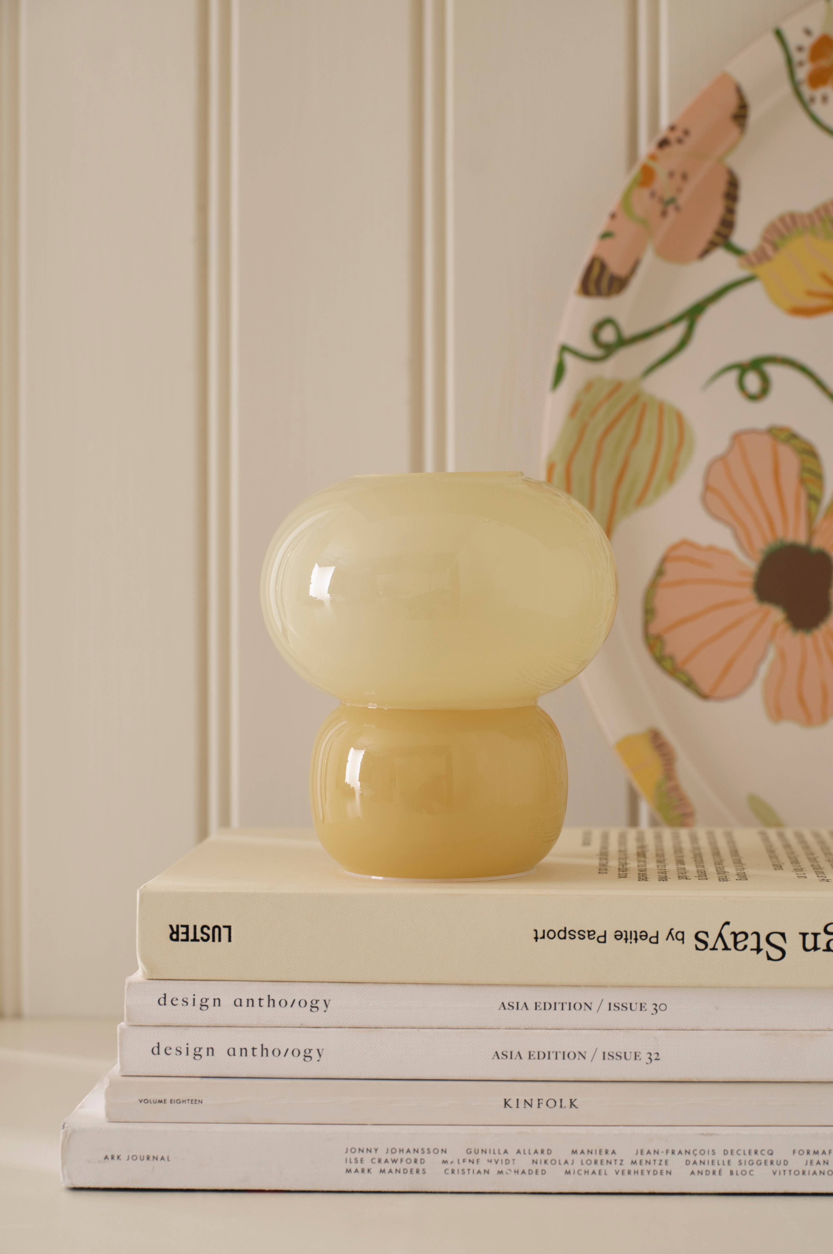 Batteridrevet bordlampe Berry