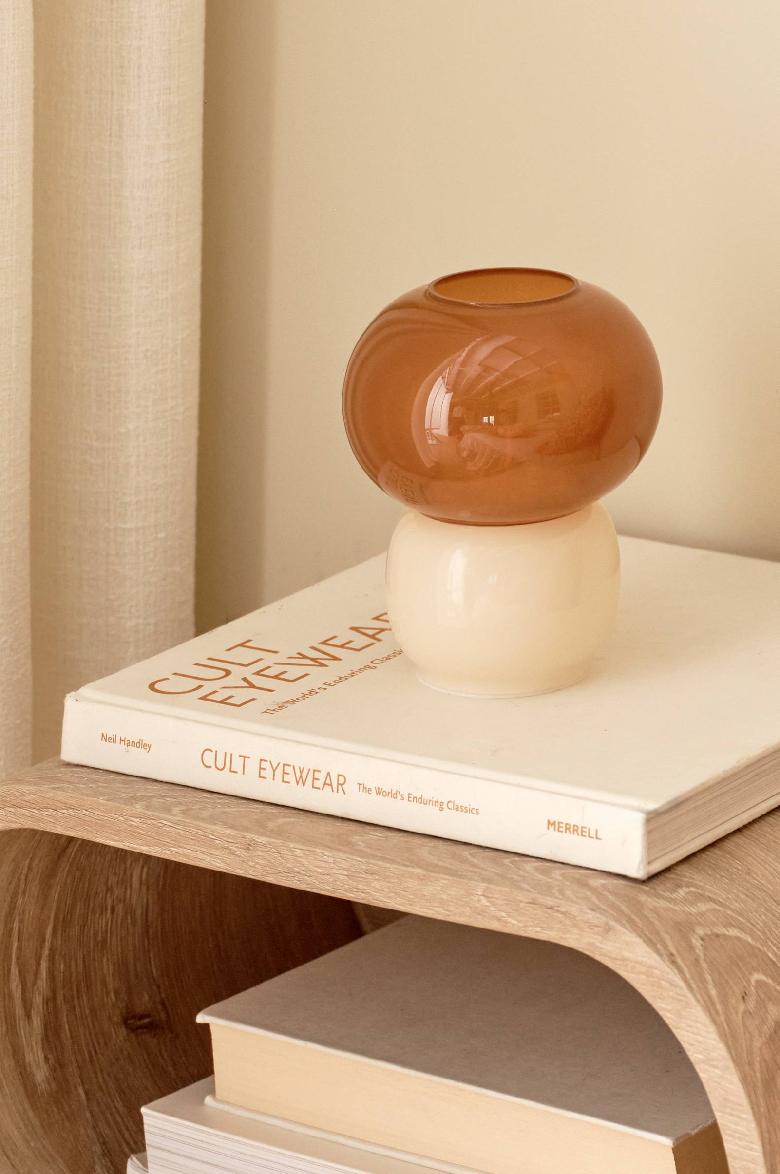Batteridrevet bordlampe Berry