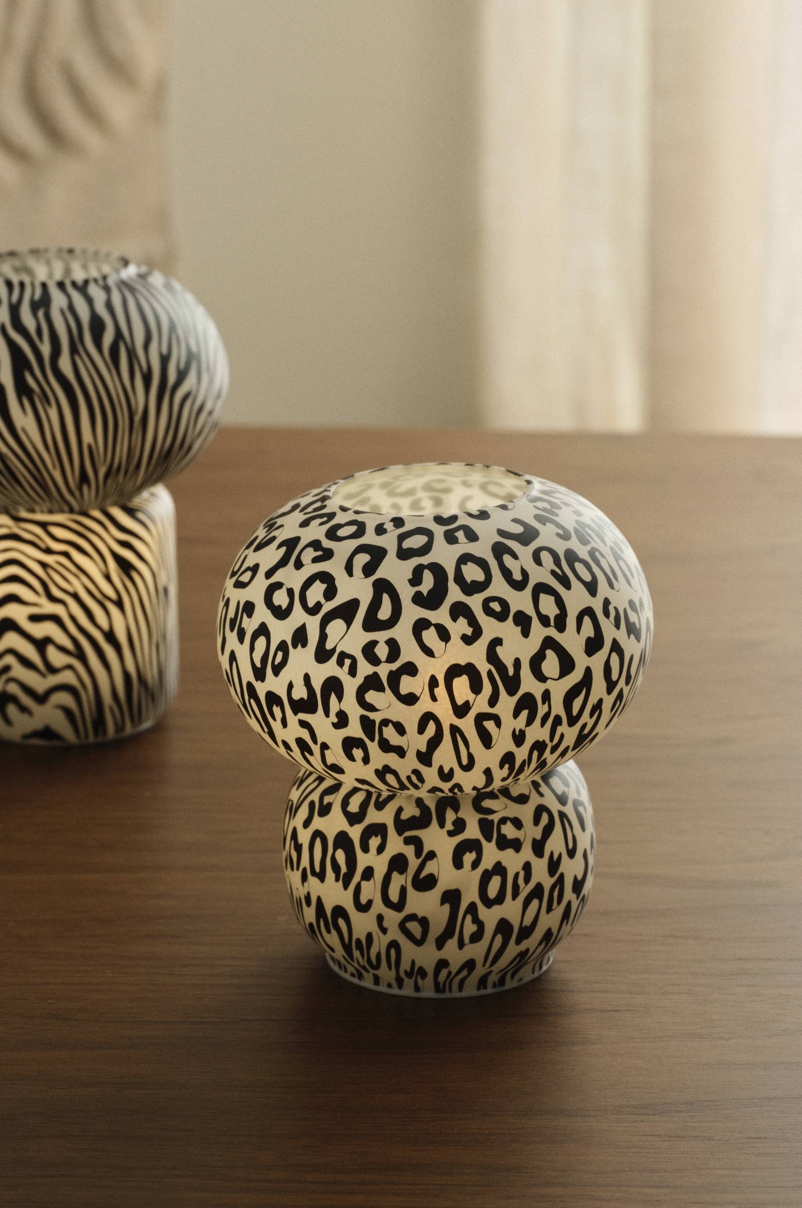 Batteridrevet bordlampe Berry