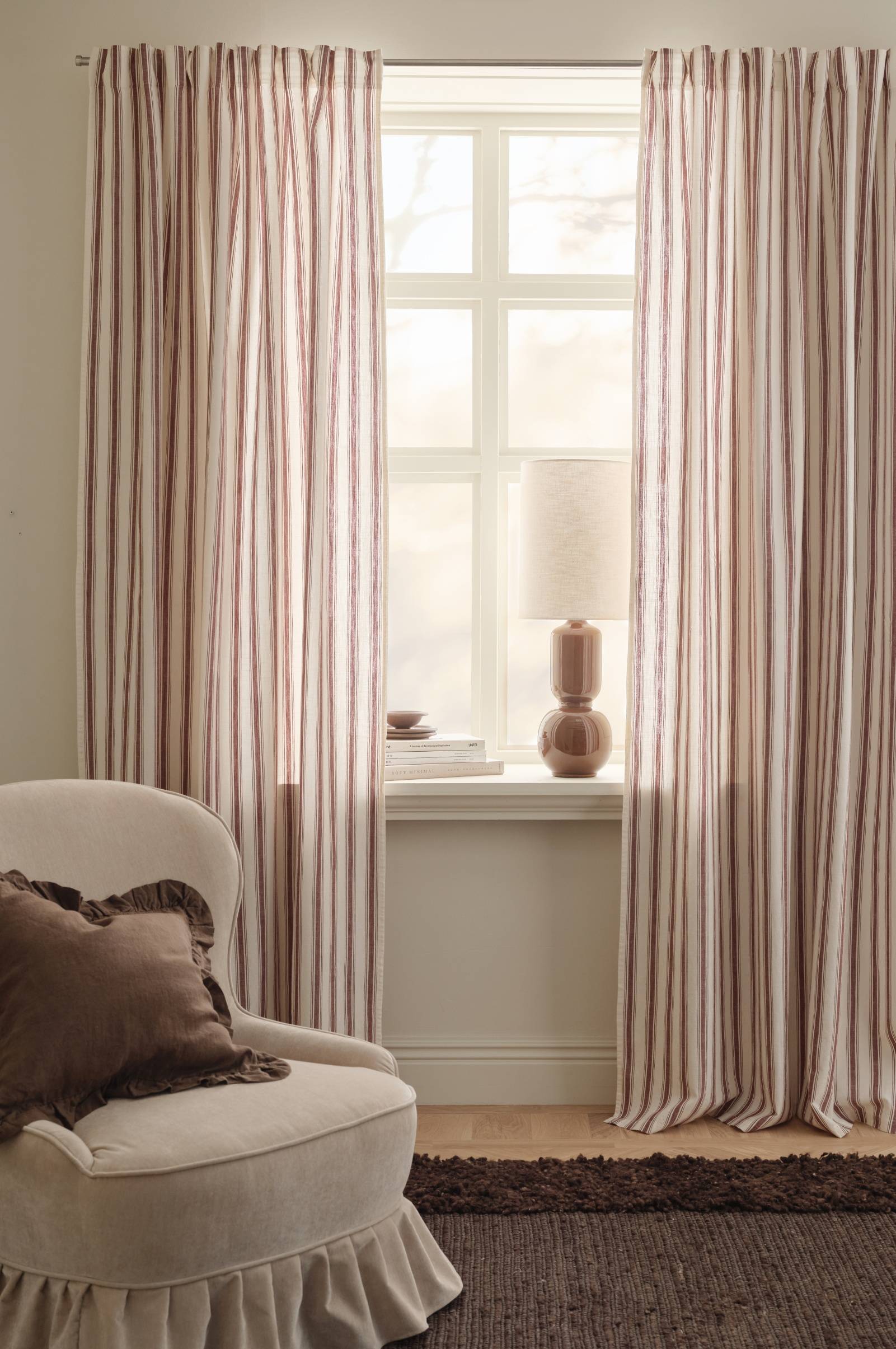 Gardin med multibånd Sally Stripe 2-pakning