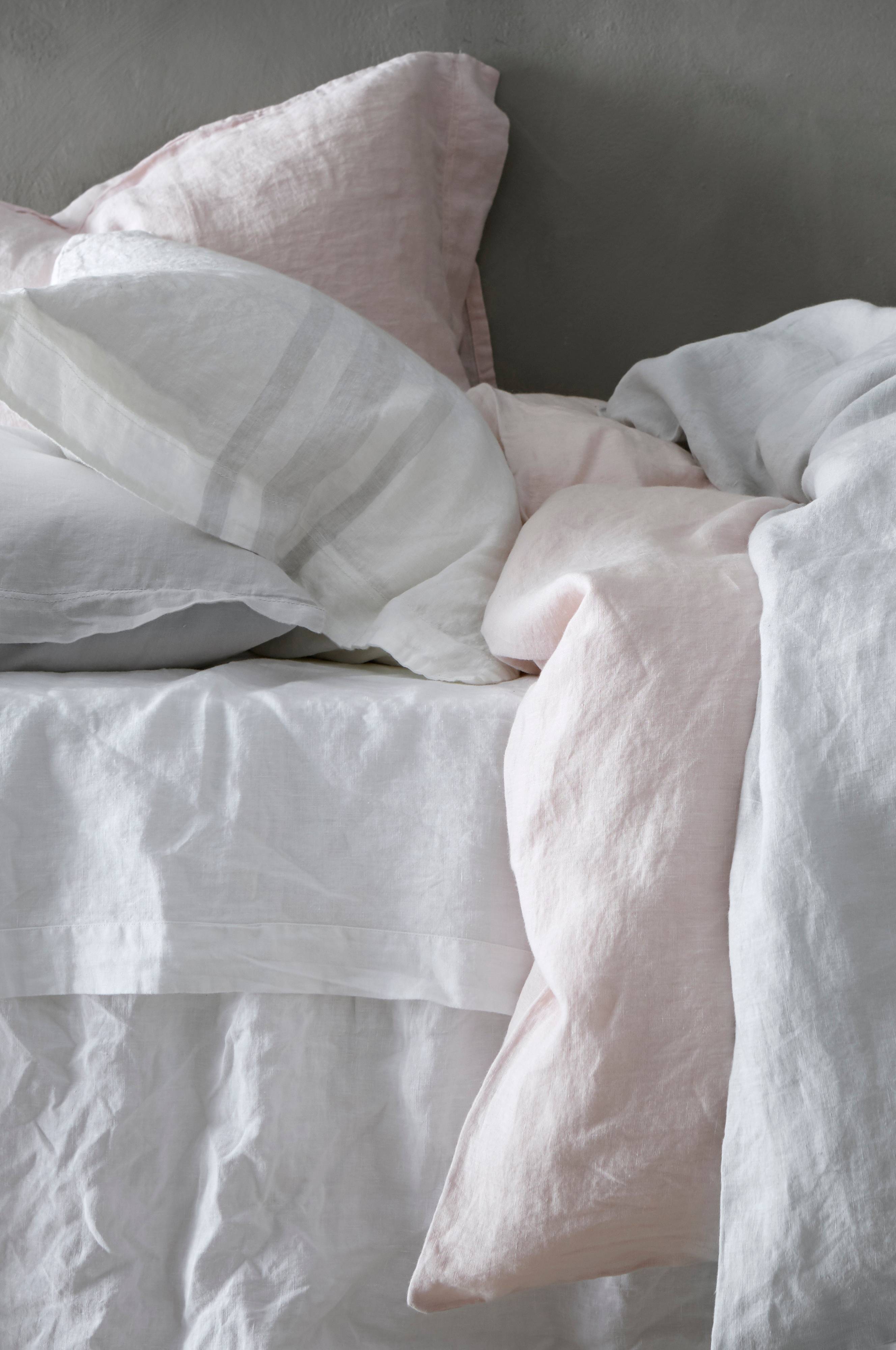 Sengekappe Candice i vasket lin 45 cm