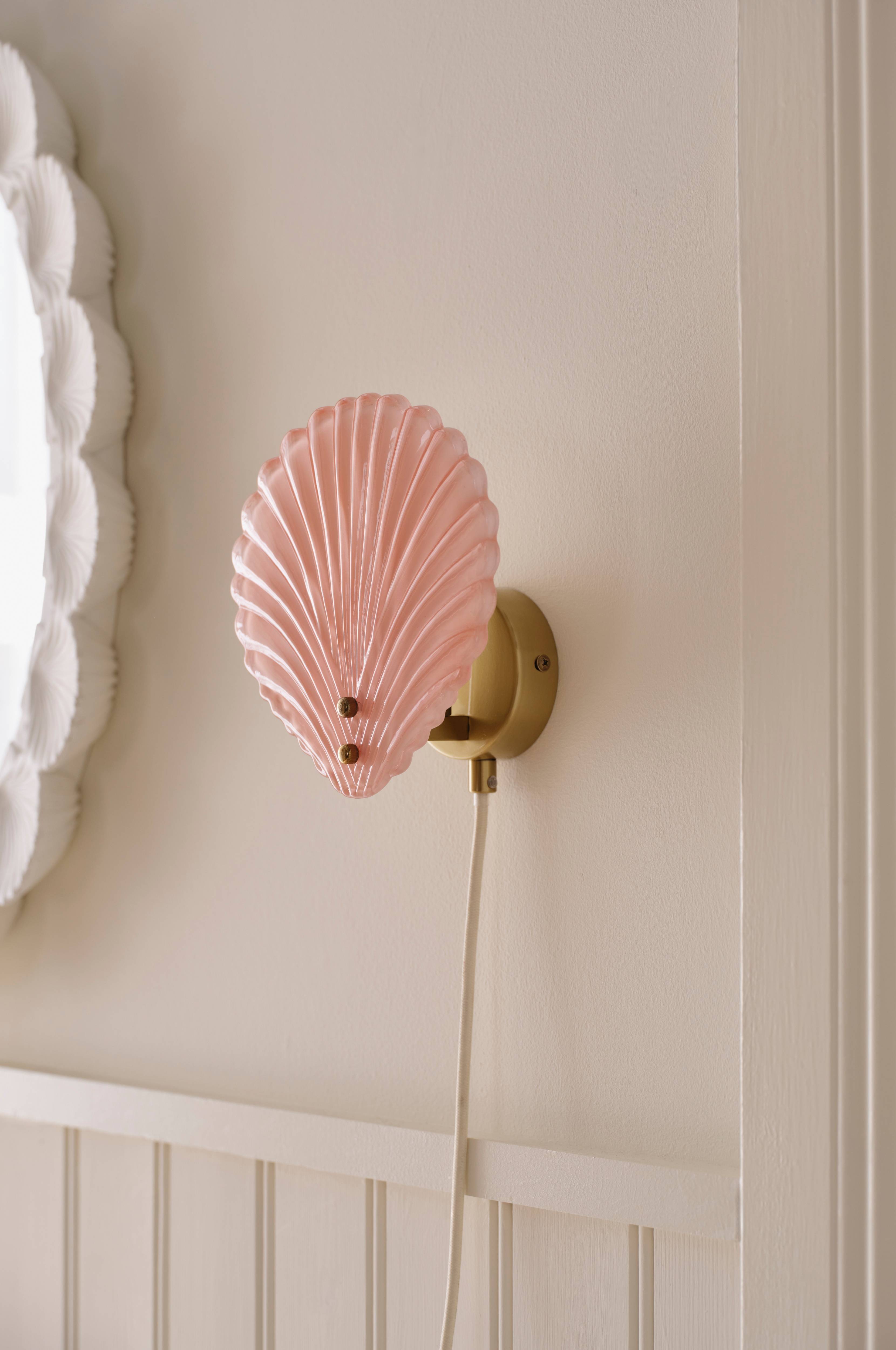Vegglampe Shella