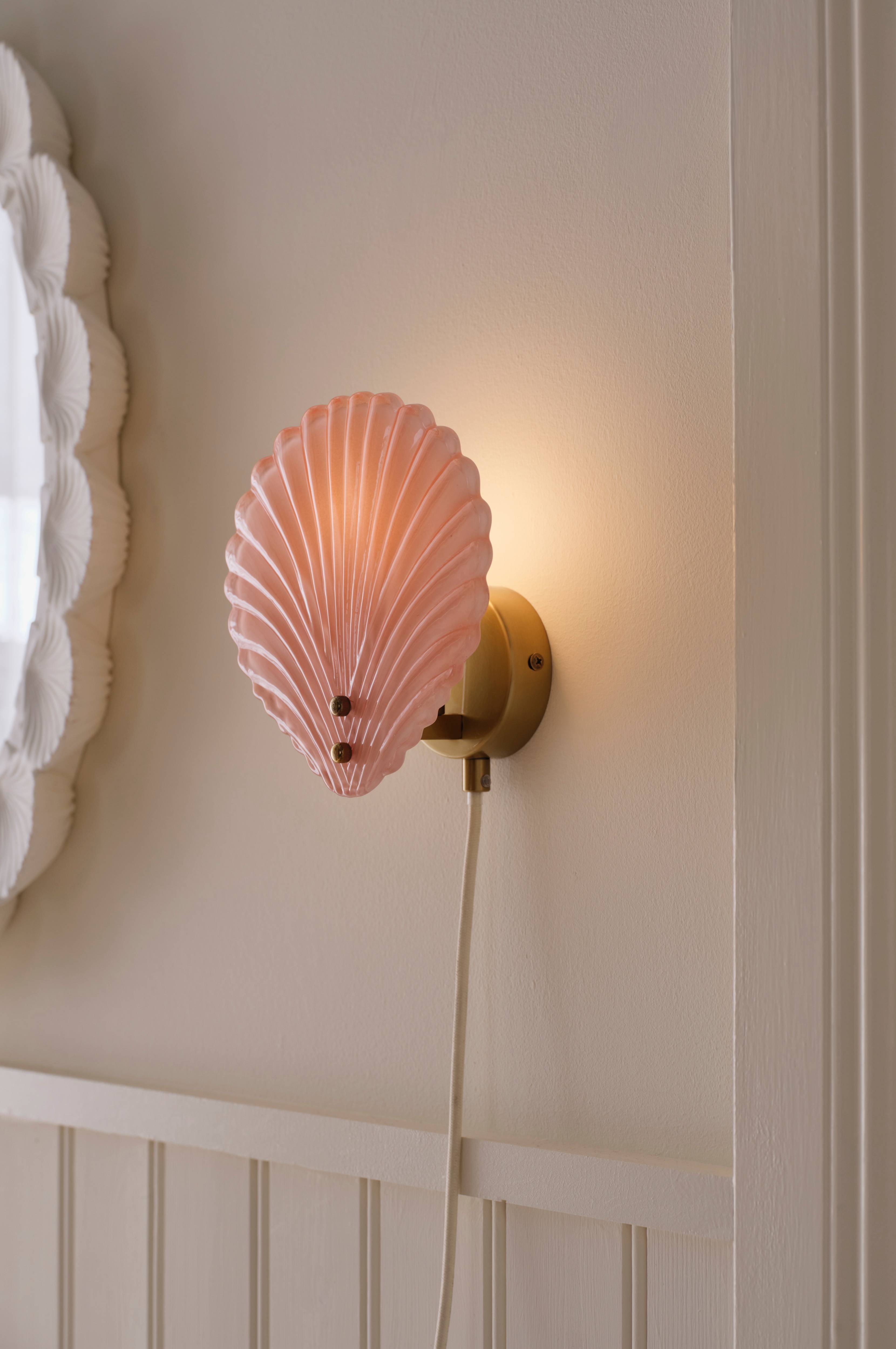 Vegglampe Shella