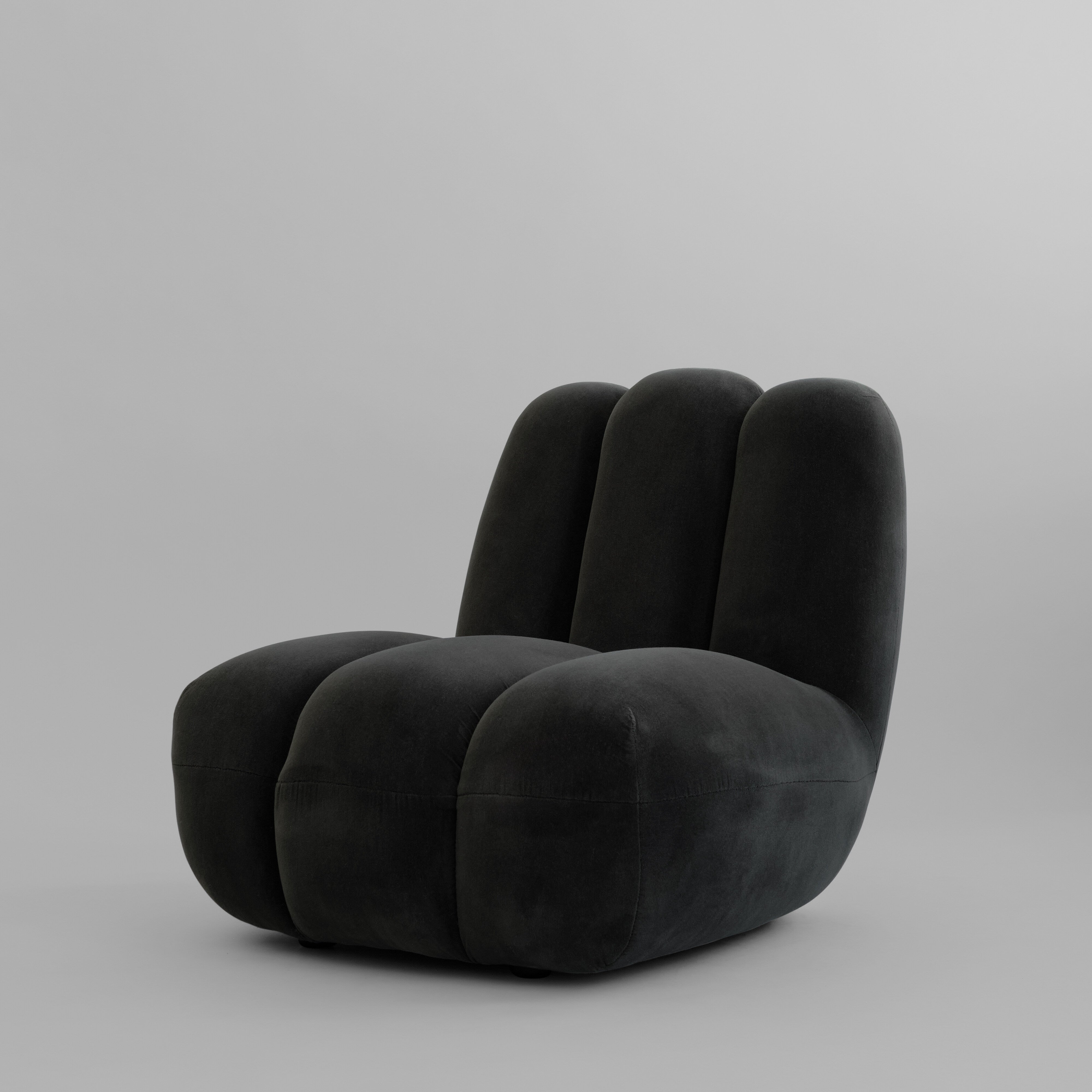 Toe Chair – Peat
