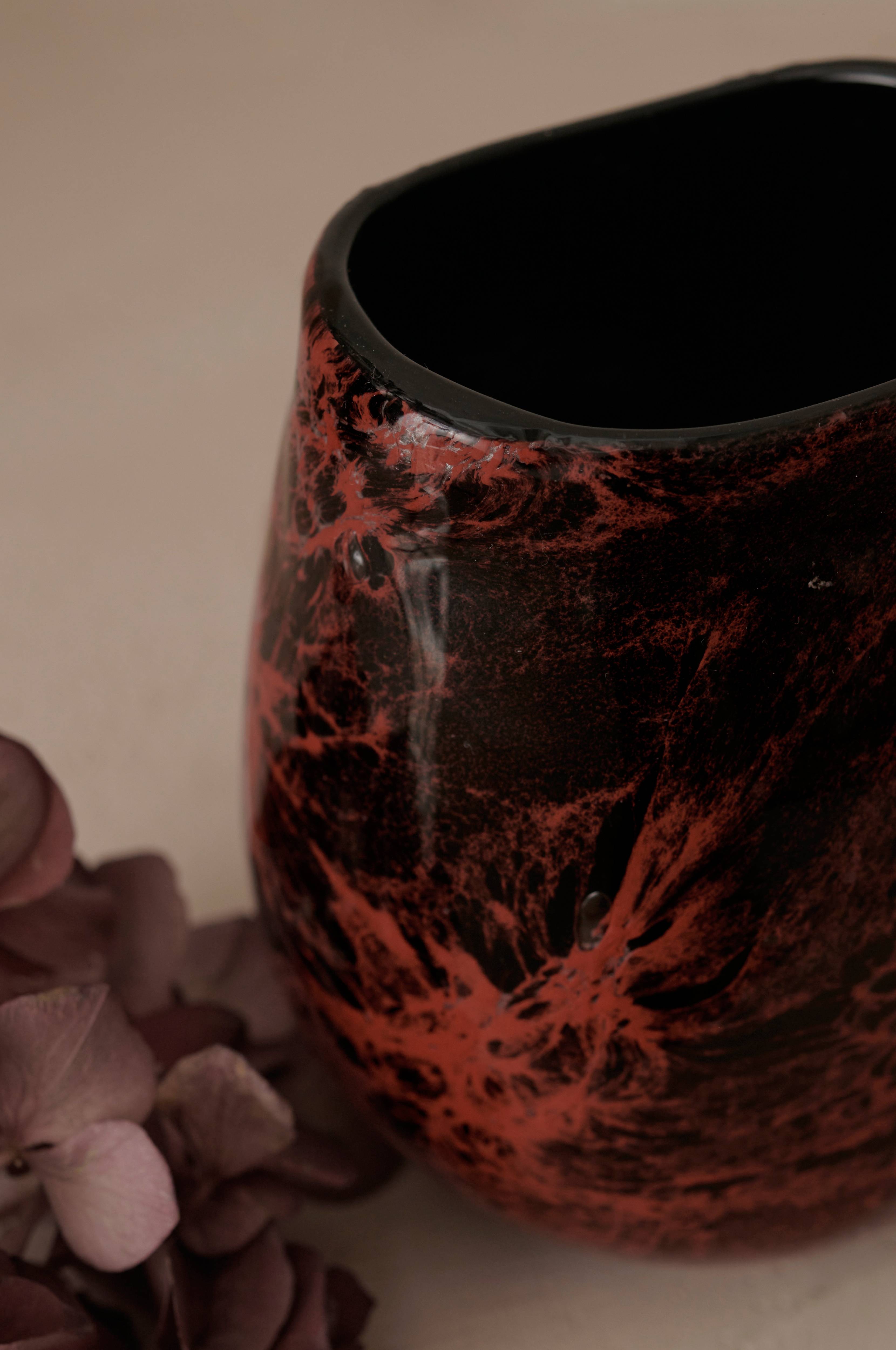 Vase Lily Small, høyde 13 cm