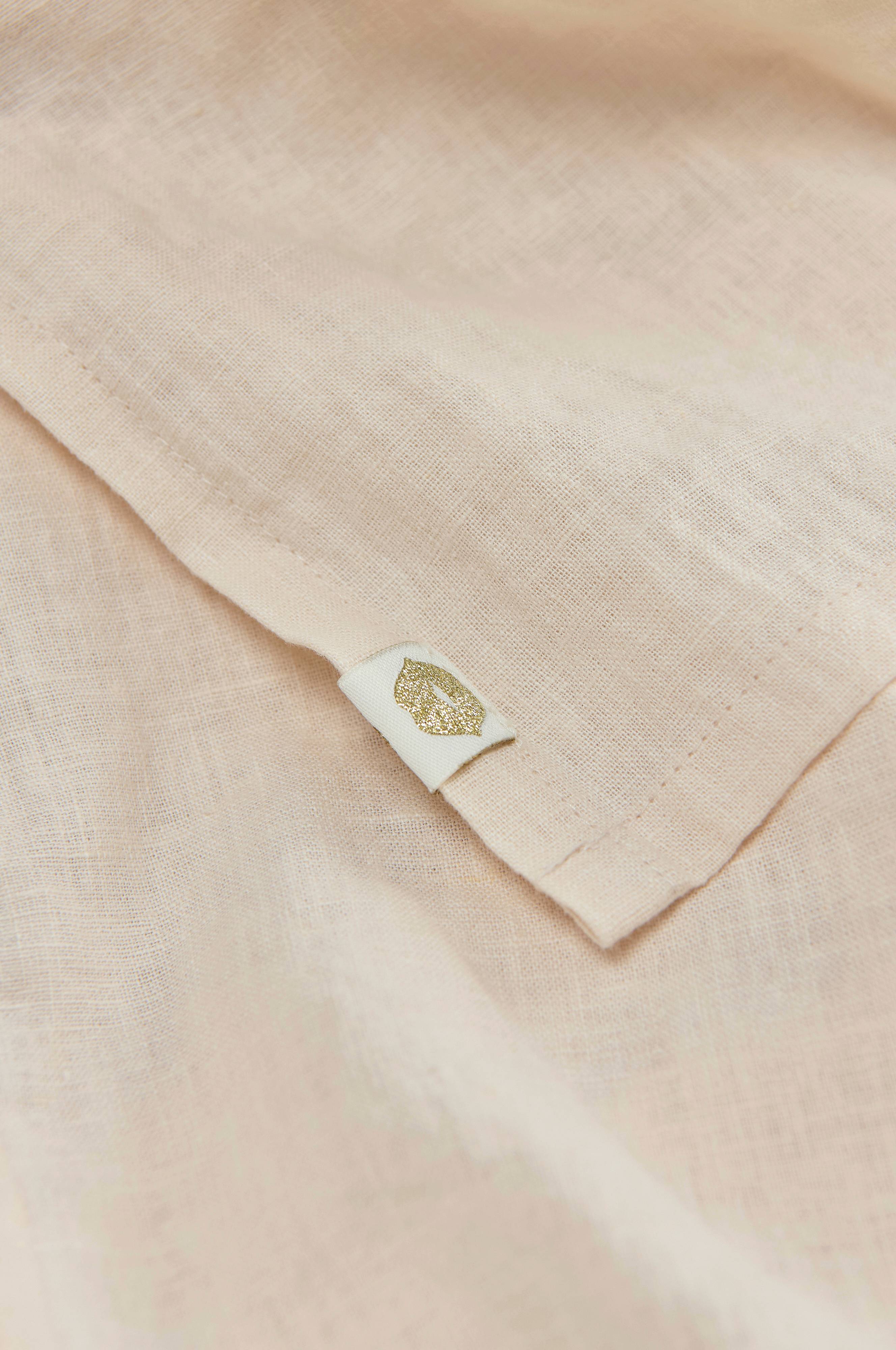 Sengekappe Elly Frilled i resirkulert halvlinne 75 cm