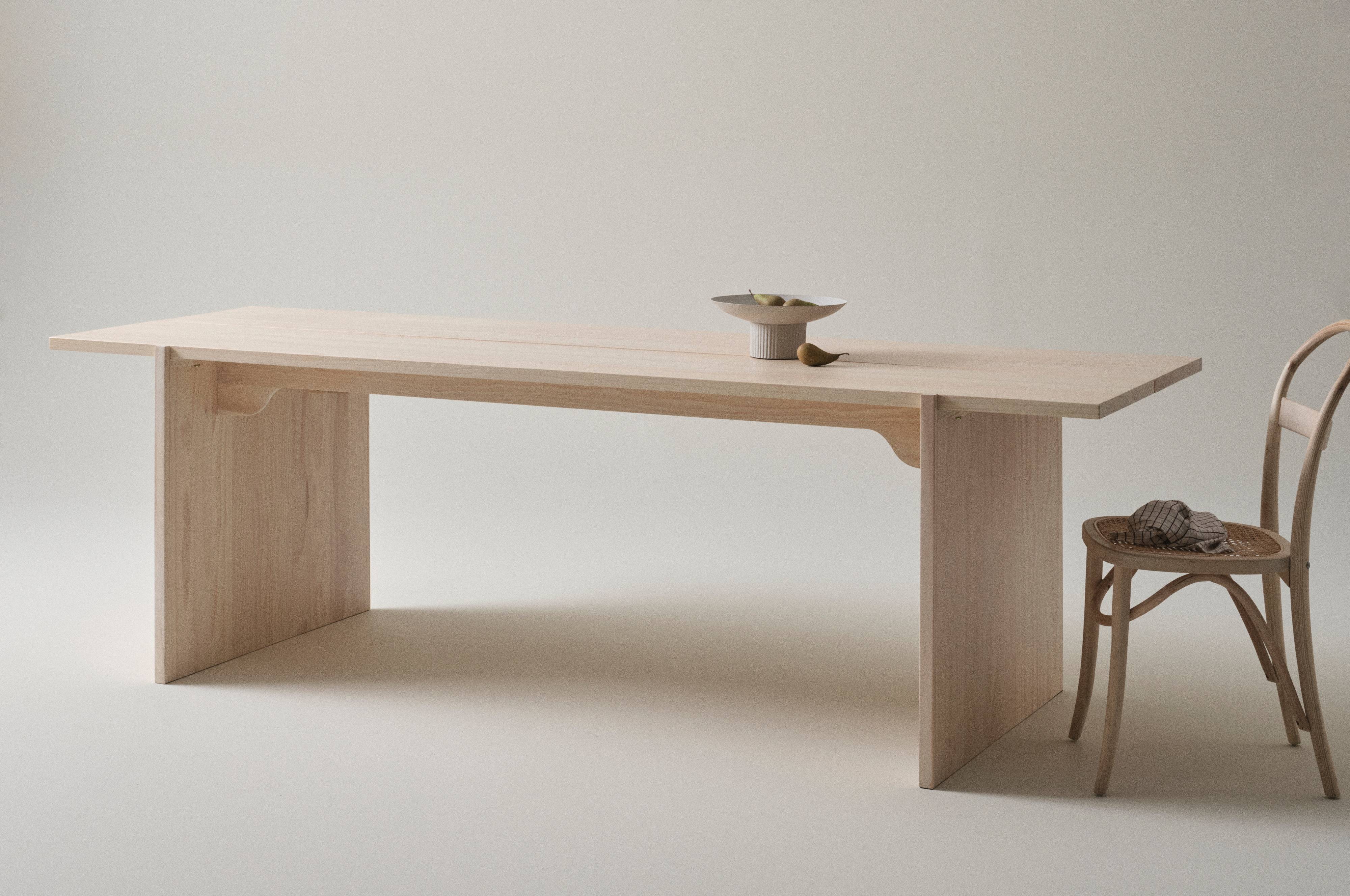 TOTTORI ruokapöytä 84,5x250 cm