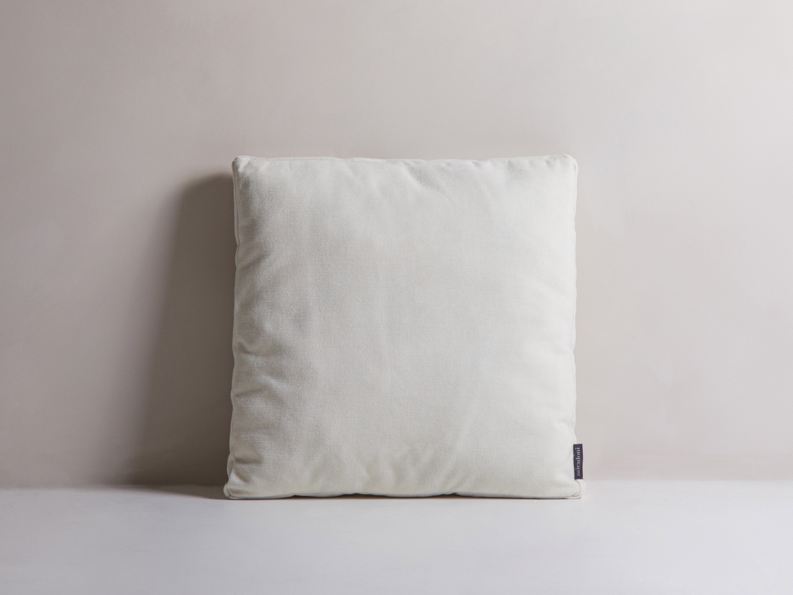 Pillow, "Mono", 50x18x50