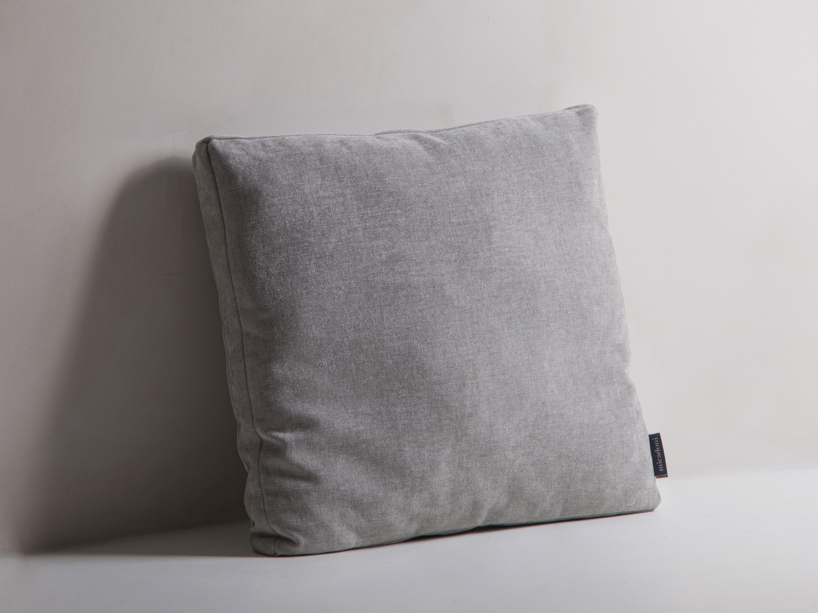 Pillow, "Mono", 50x18x50