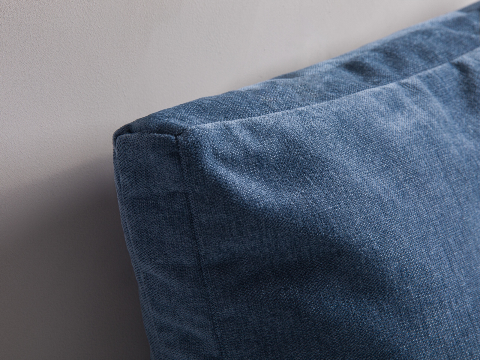 Pillow, "Mono", 50x18x50