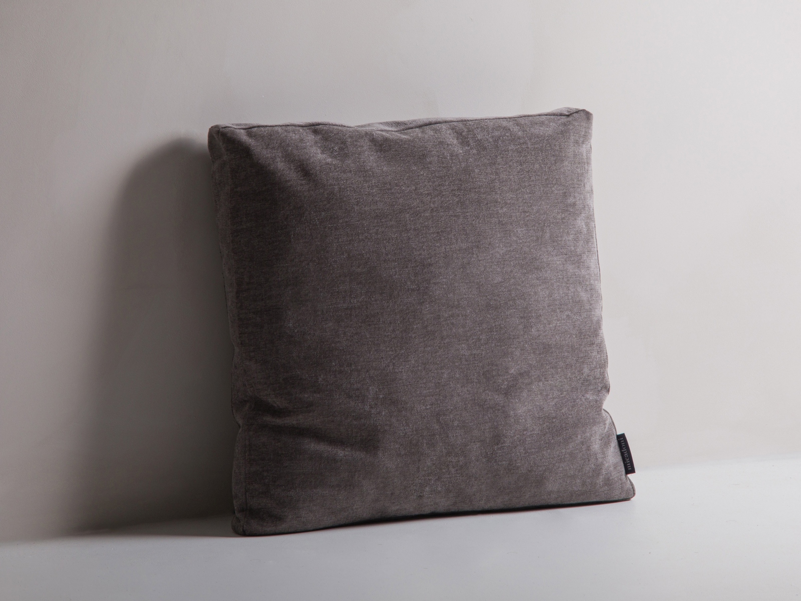 Pillow, "Mono", 50x18x50