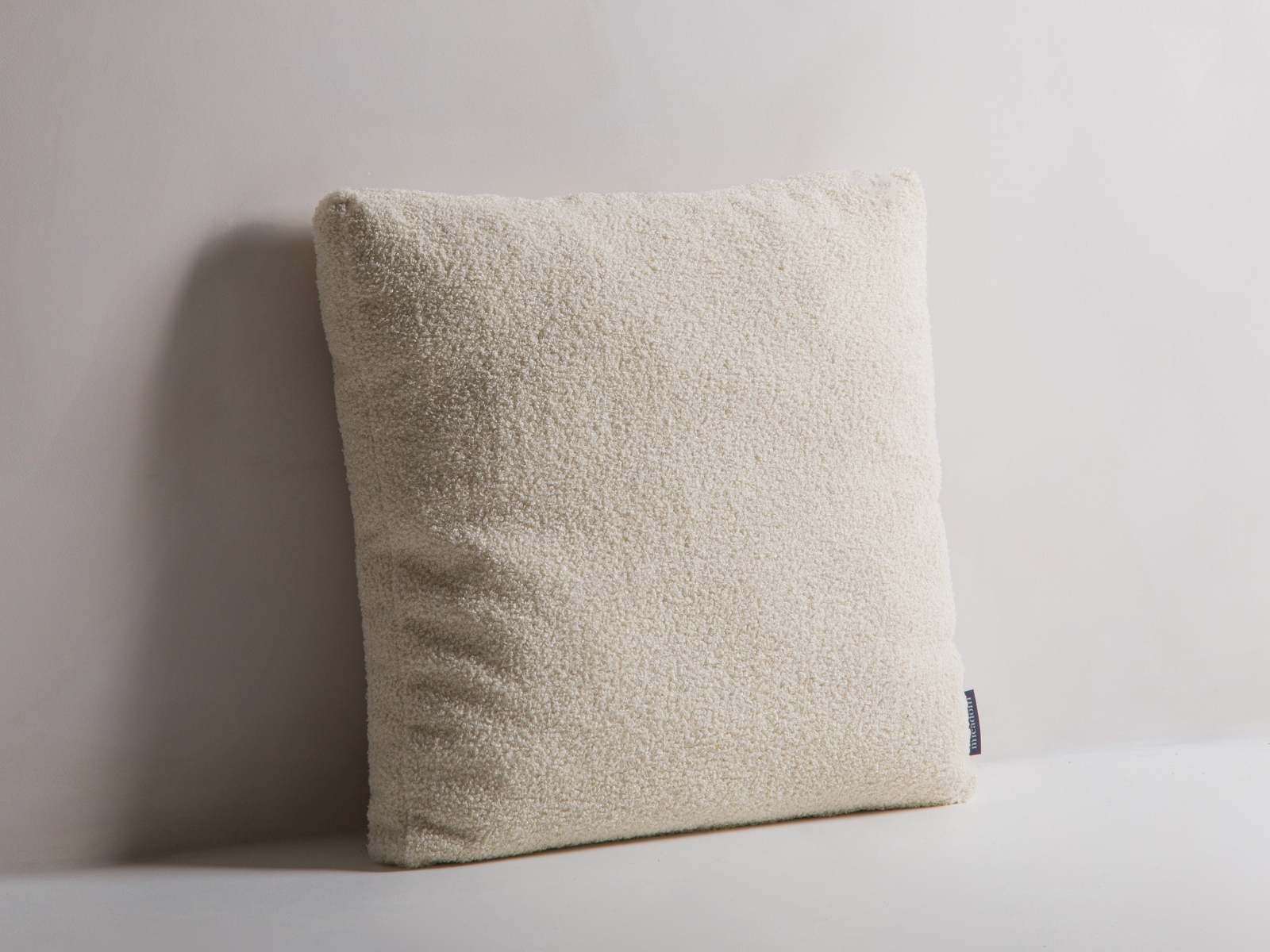 Pillow, "Mono", 50x18x50