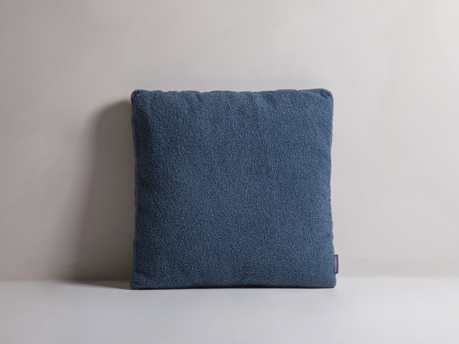 Pillow, "Mono", 50x18x50