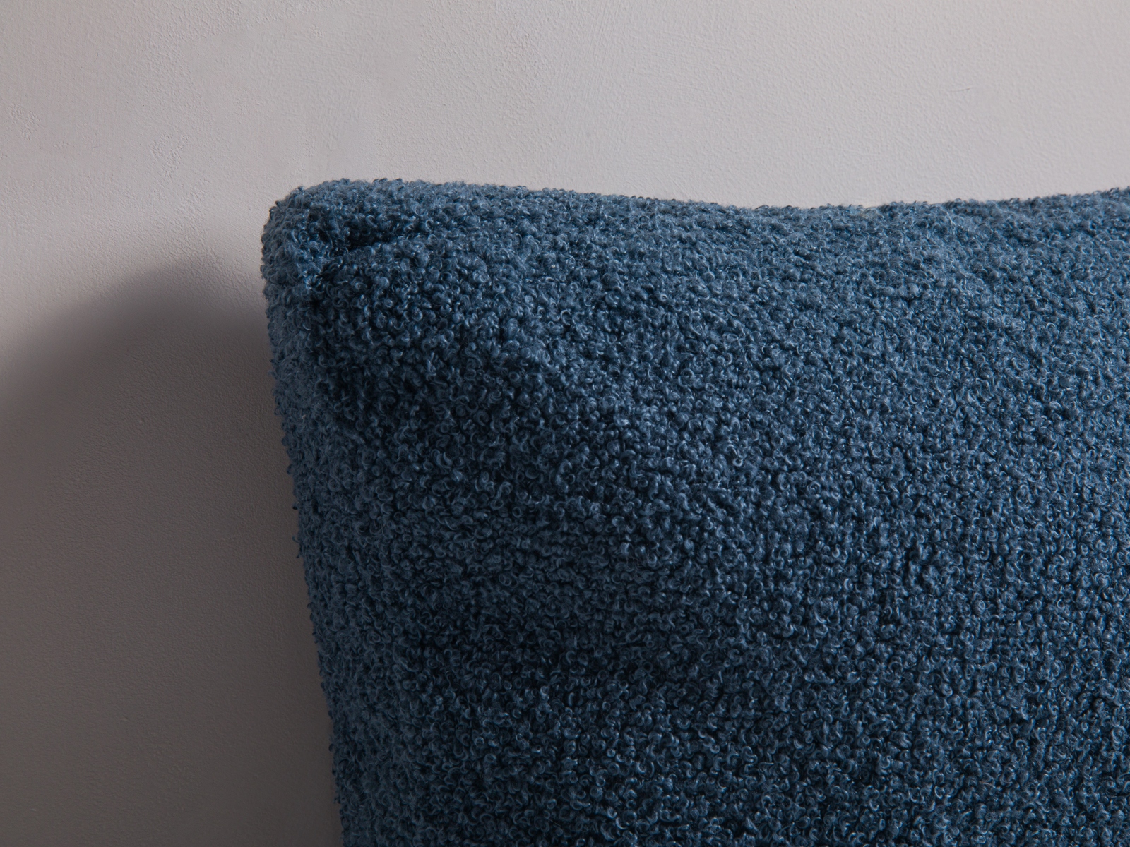 Pillow, "Mono", 50x18x50
