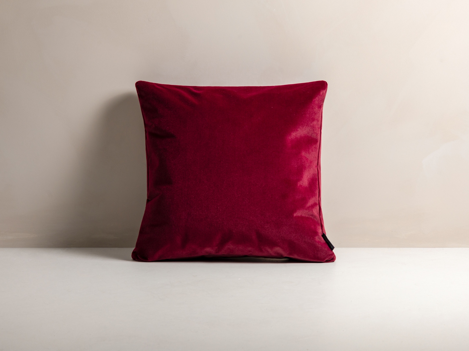 Velvet Pillow, "Mono", 50x18x50