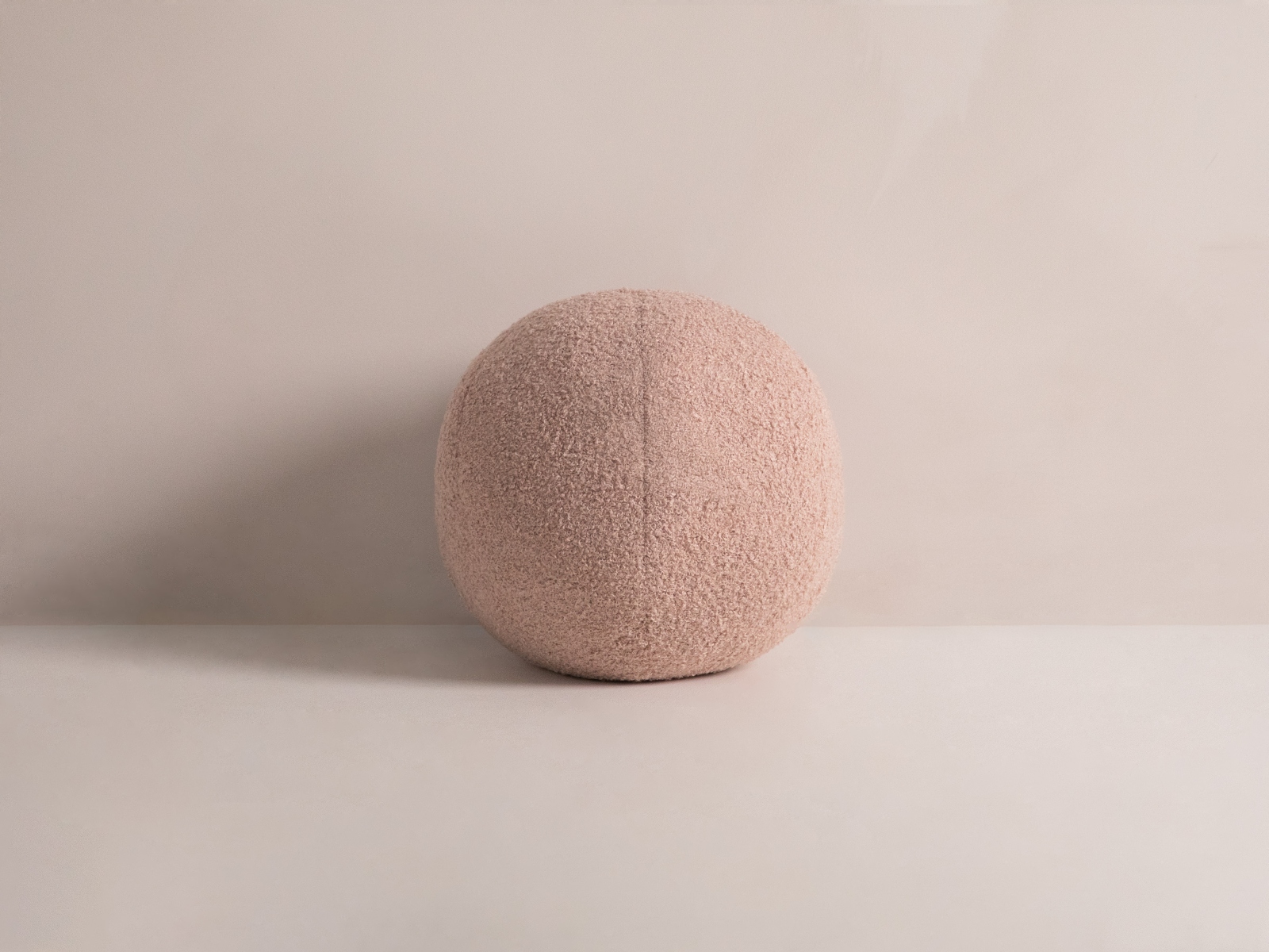 Pillow, "Ball", 30x30x30