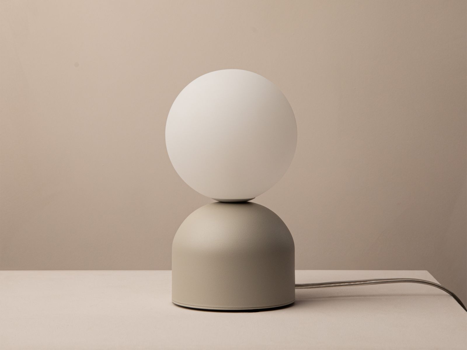 Table Lamp, "Ely", 12x12x21