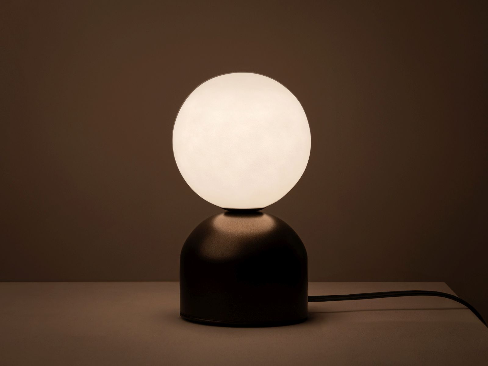 Table Lamp, "Ely", 12x12x21