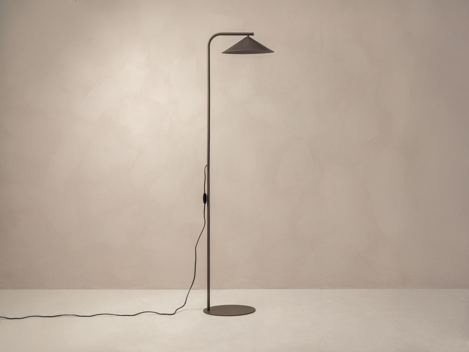 Floor Lamp, "Nocte", 41x30x160