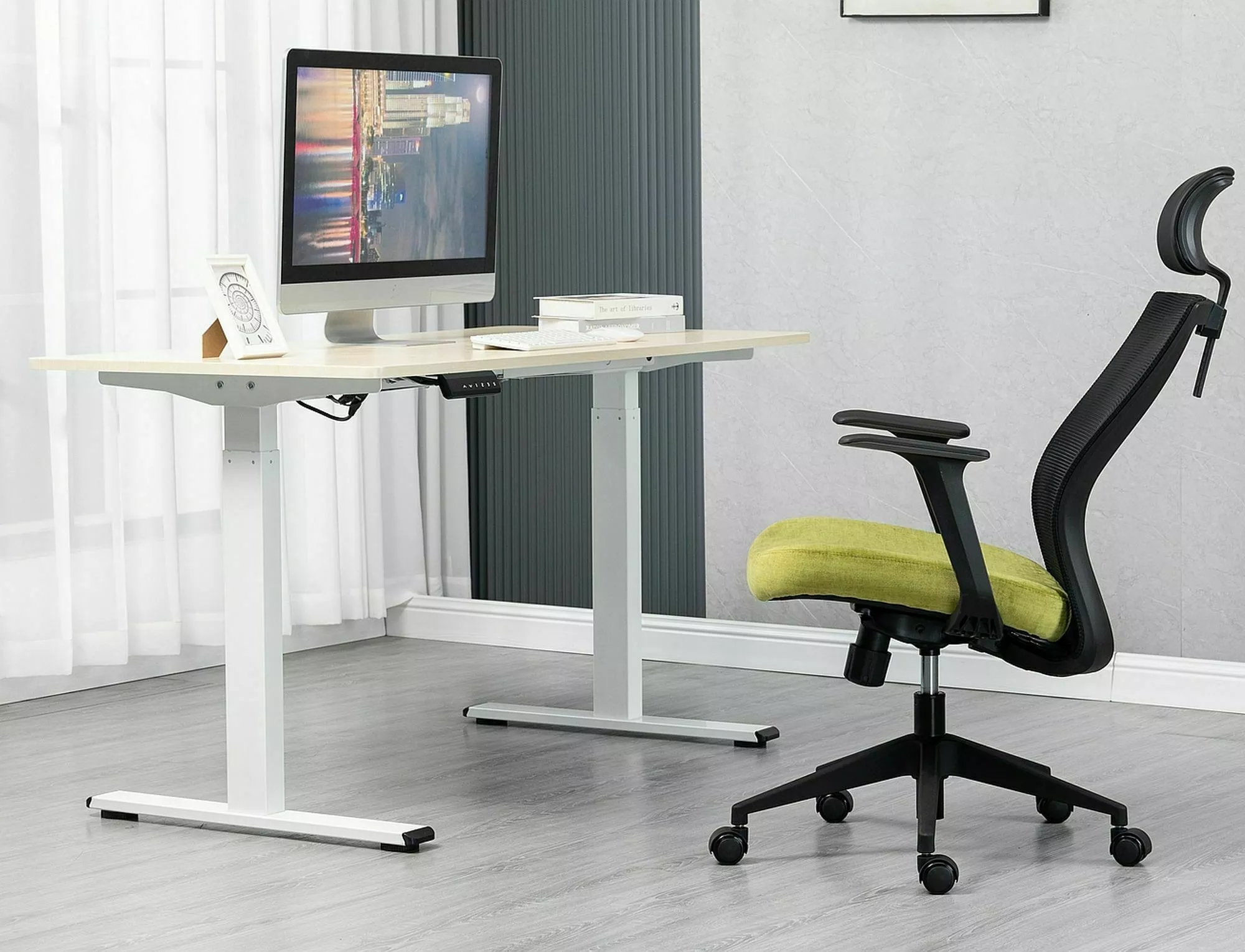 Fotel obrotowy Q-328H