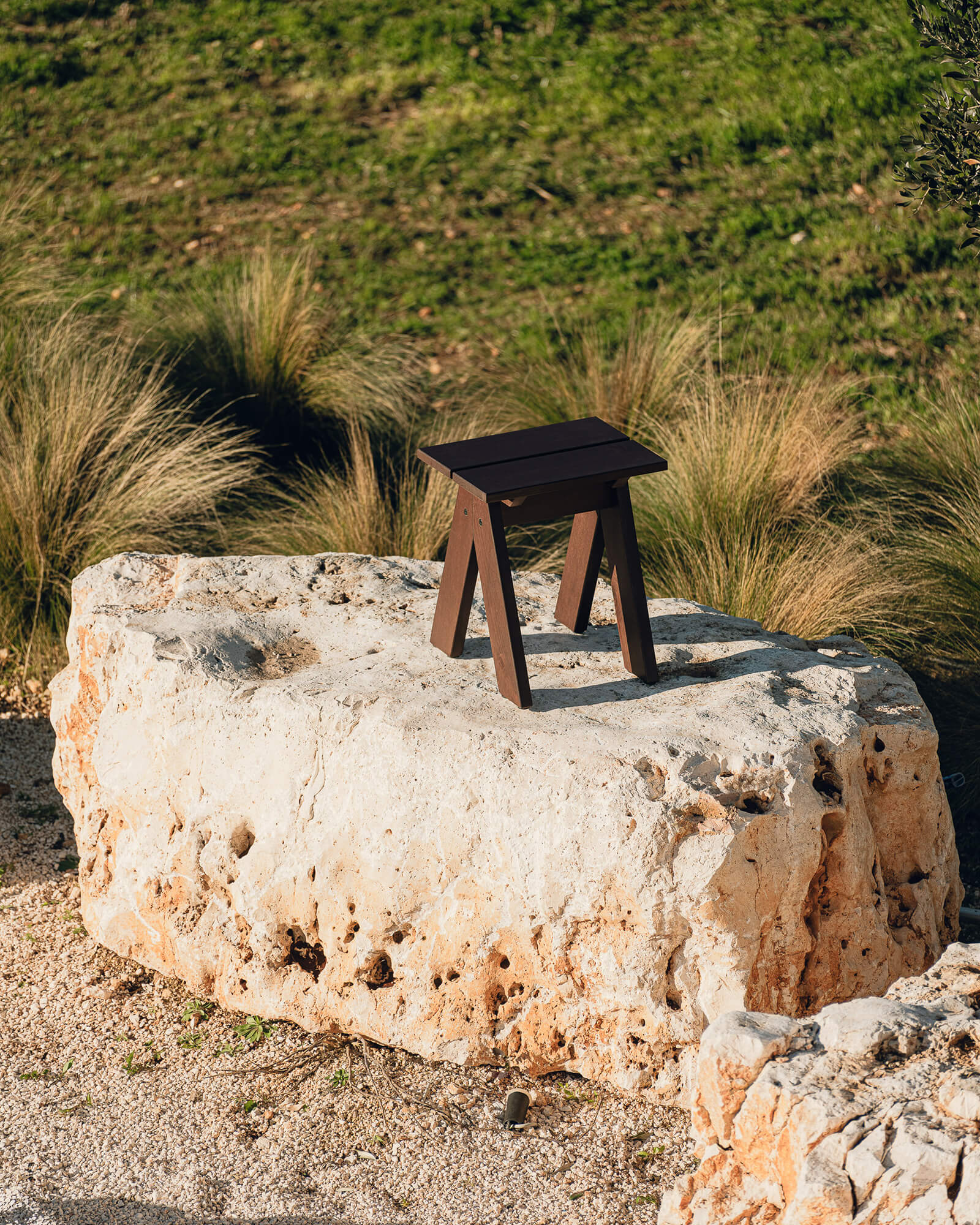 Navo Stool