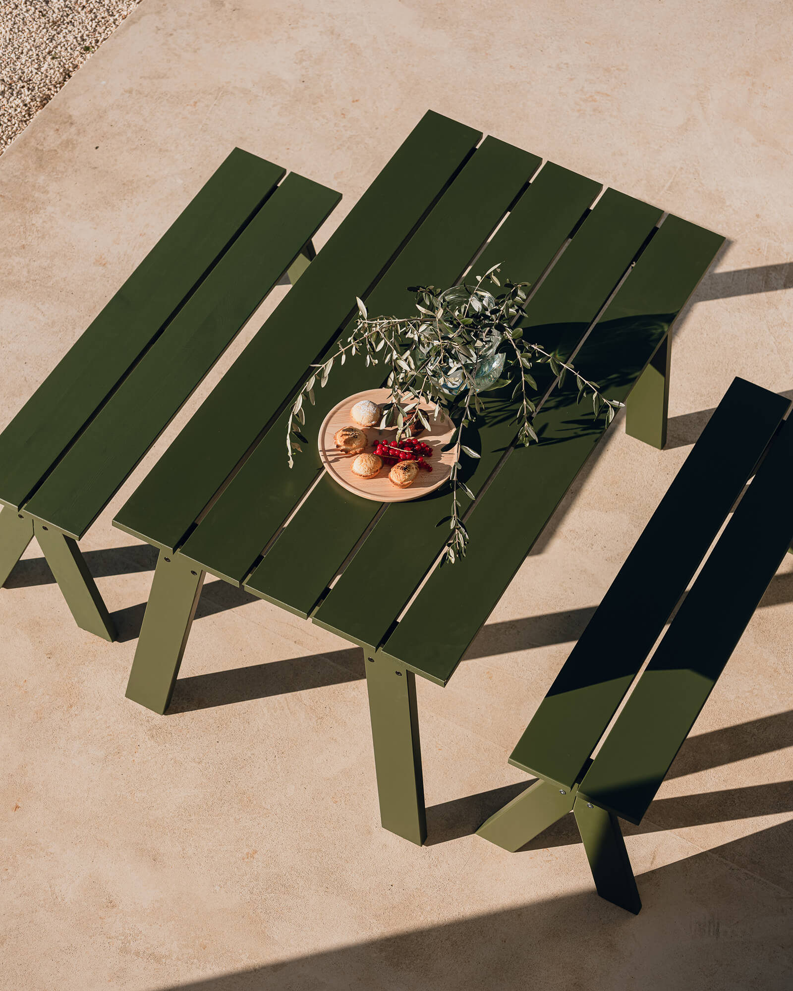 Navo Bench