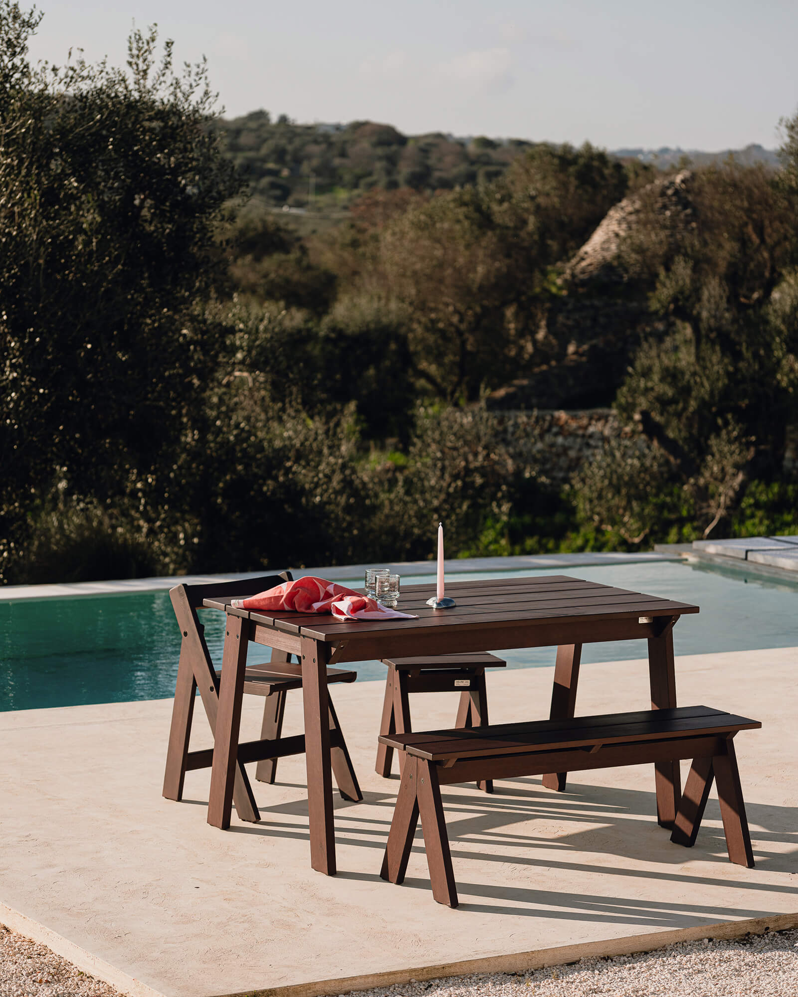 Navo Bench
