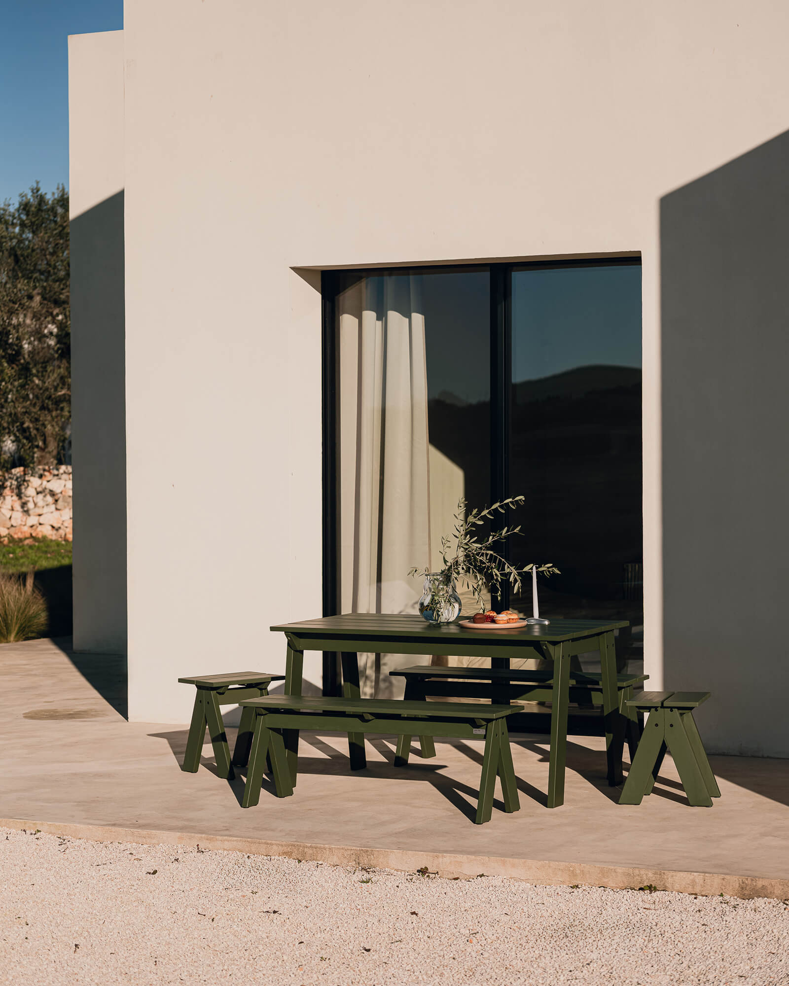 Navo Table