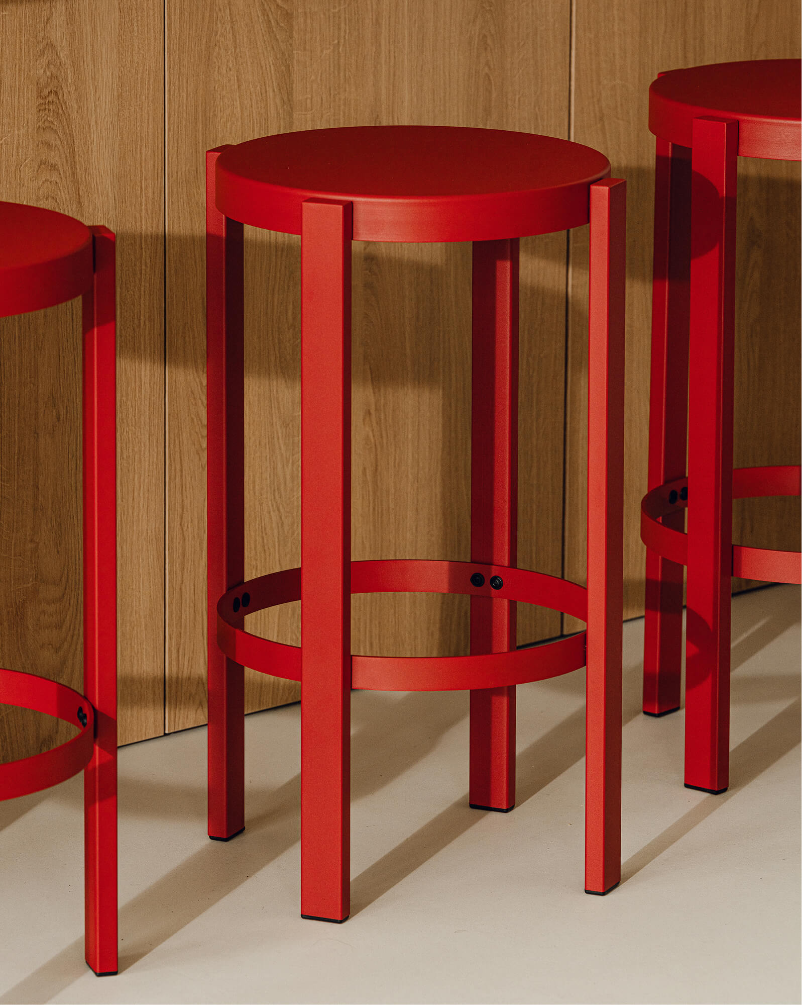 Doon Bar Stool - low