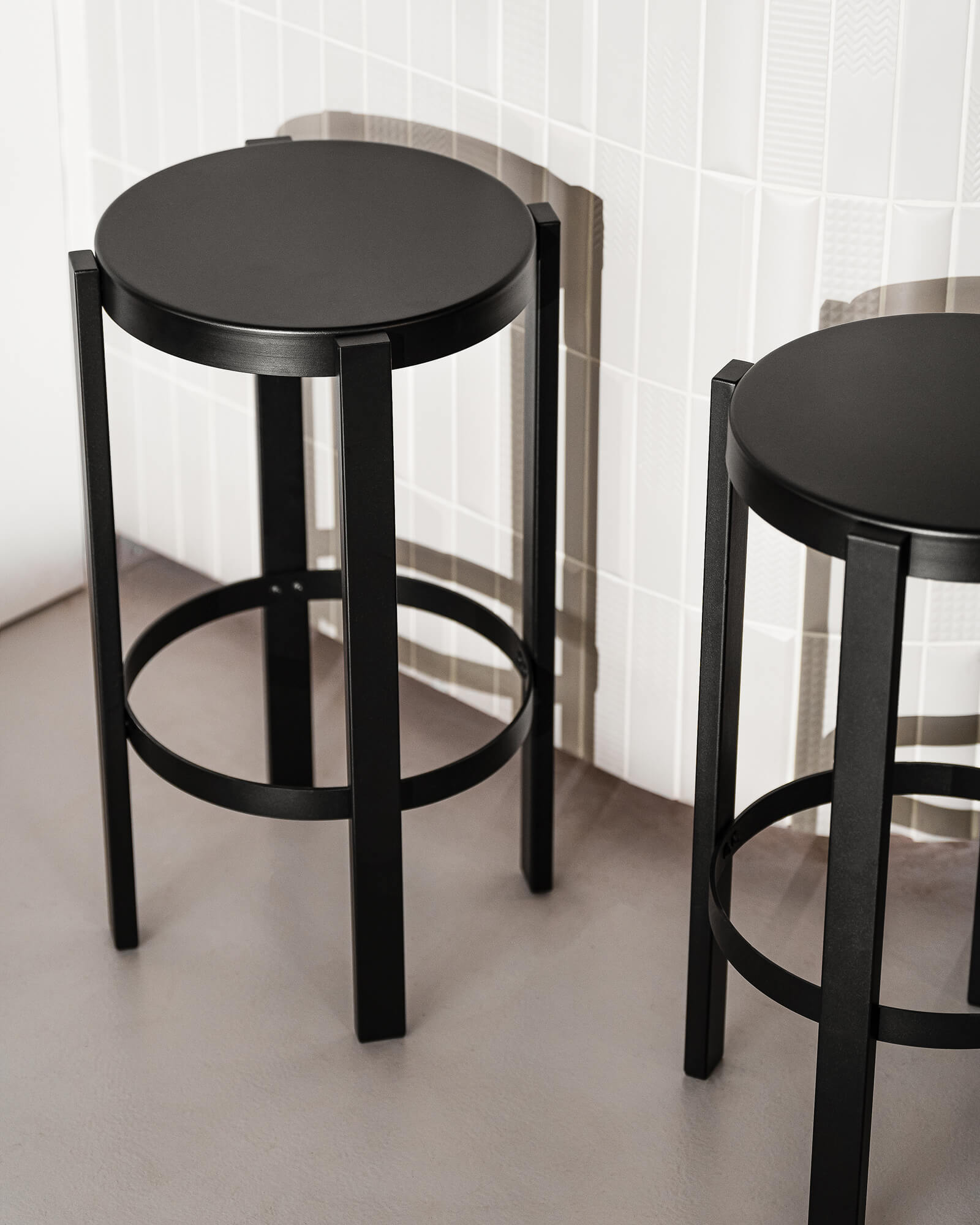 Doon Bar Stool - low