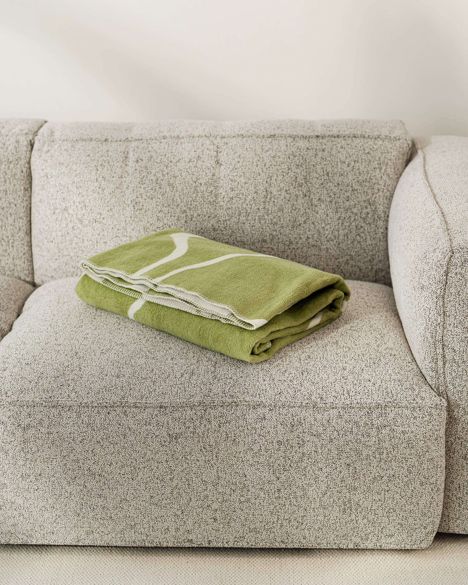 Lobi Sofa 2-seater