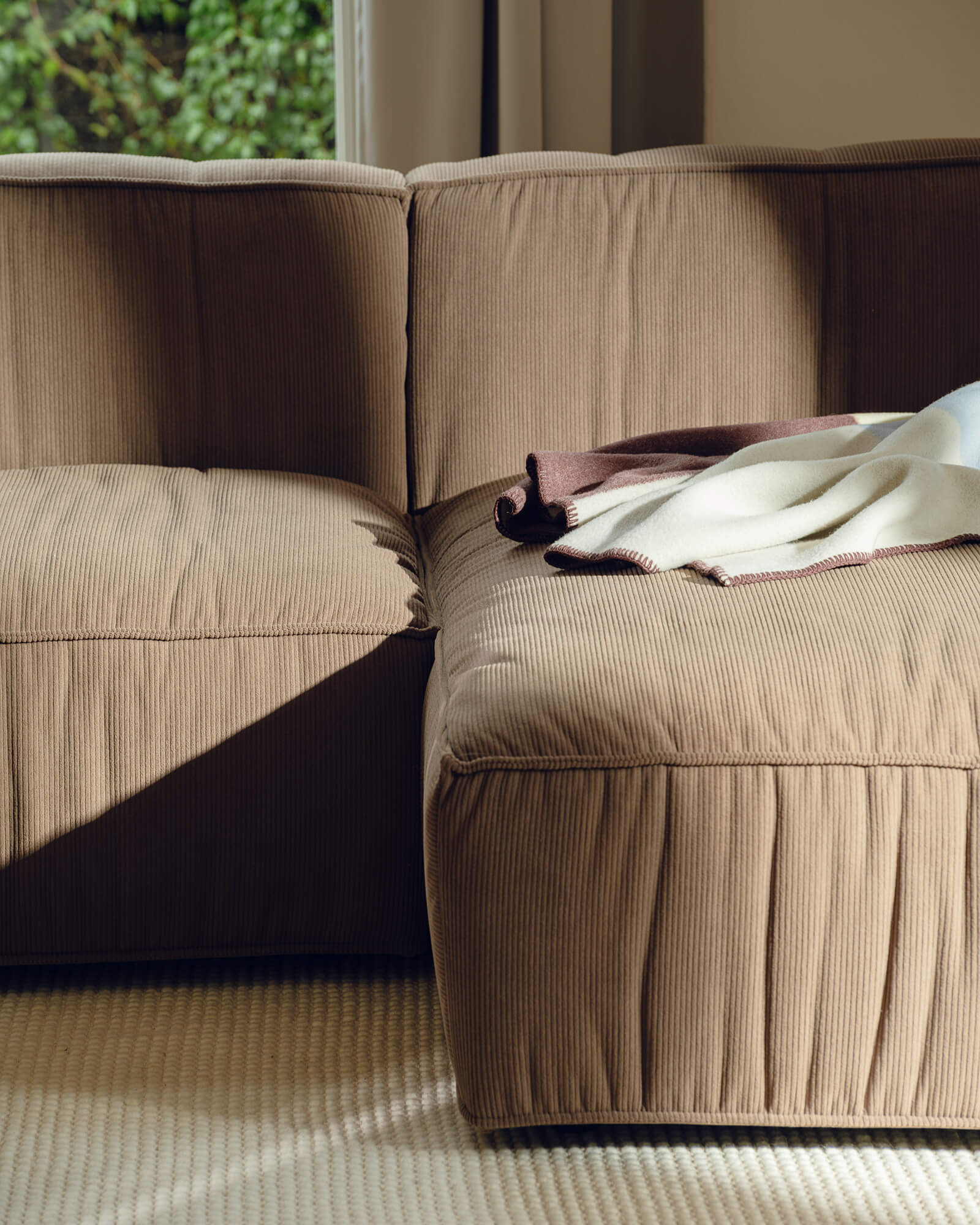 Lobi Sofa 2-seater