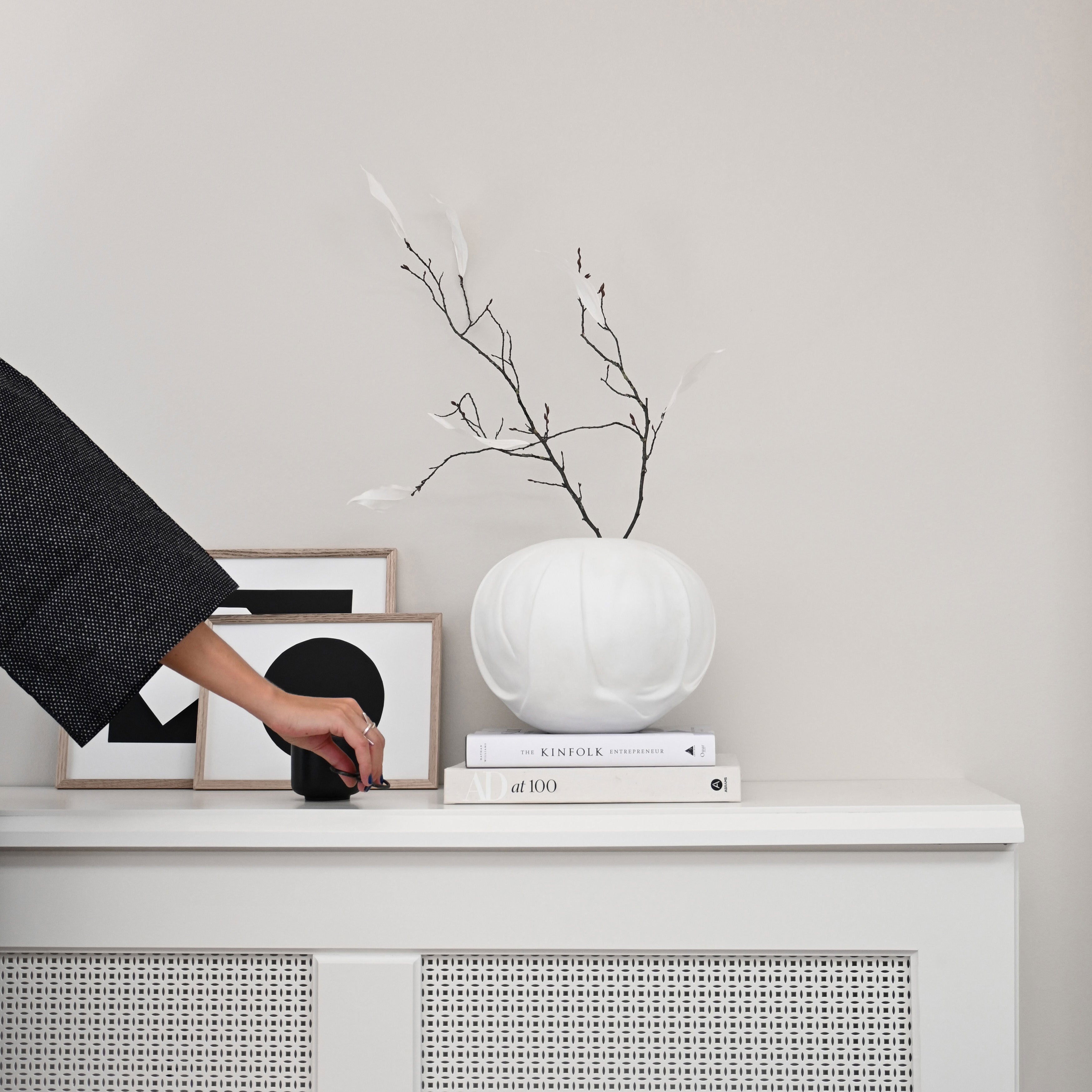Orimono Vase, Medio - Bone White