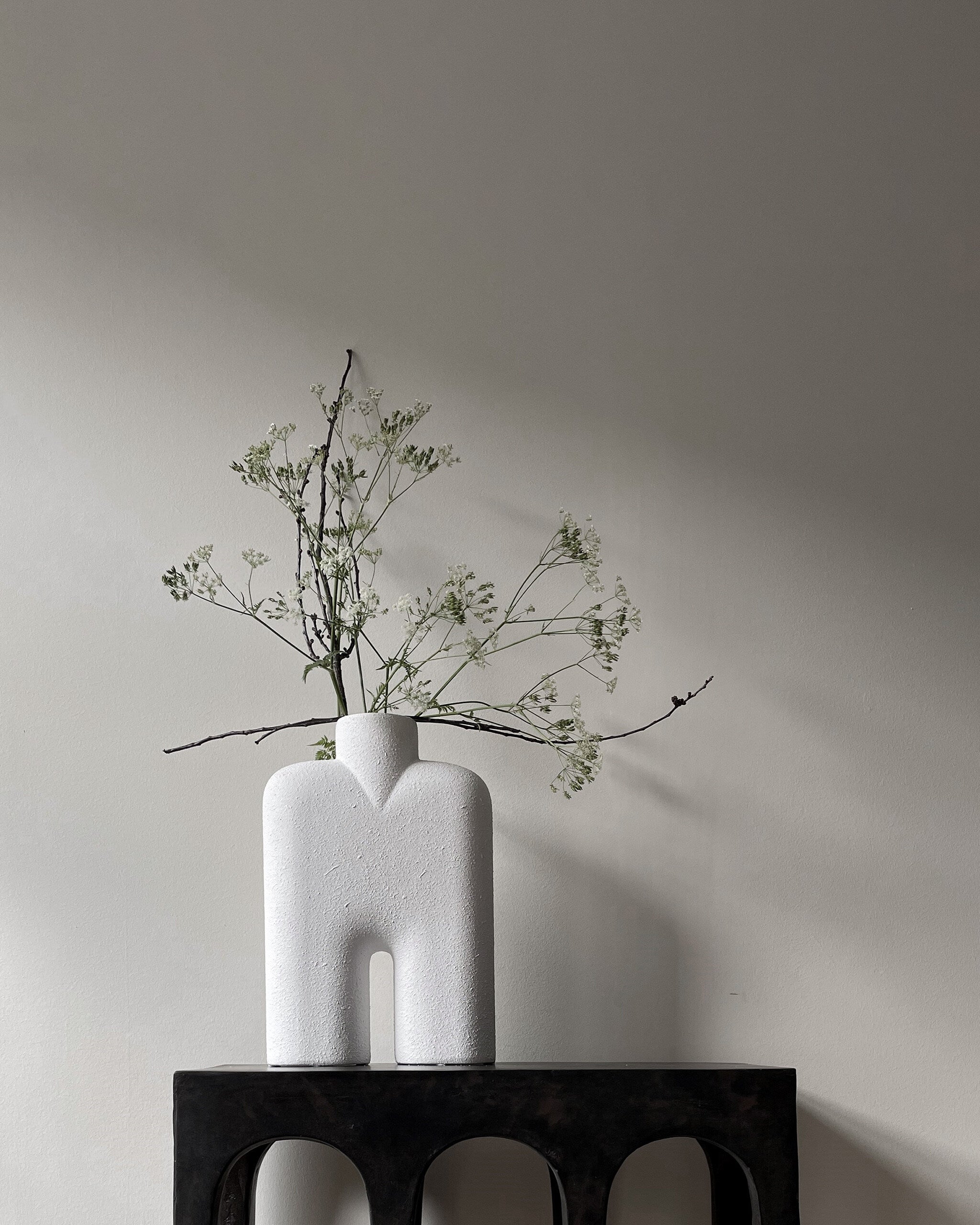Cobra Vase Tall, Medio - Bubble White