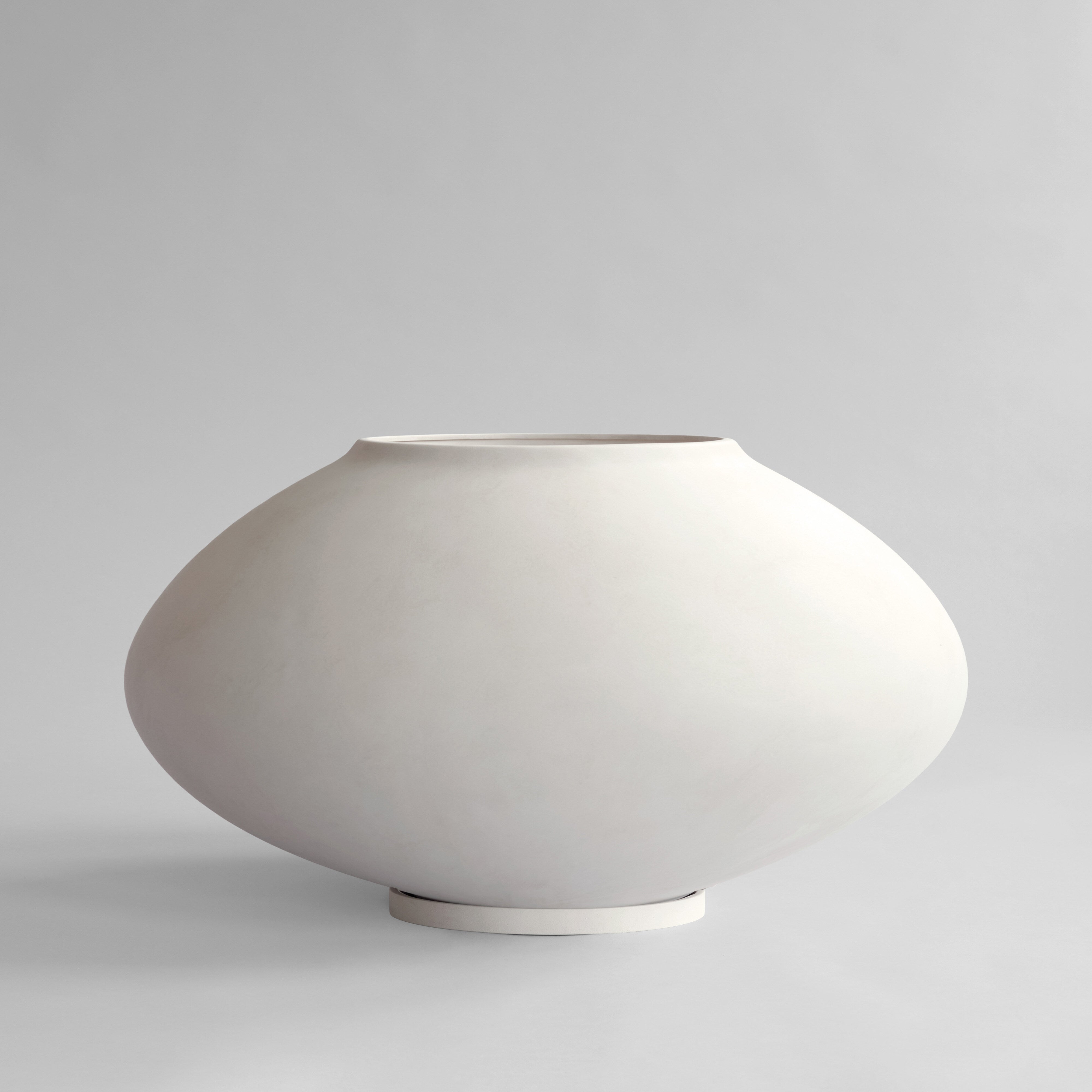 Sunao Plant Pot Ellipse, Giant  - Birch