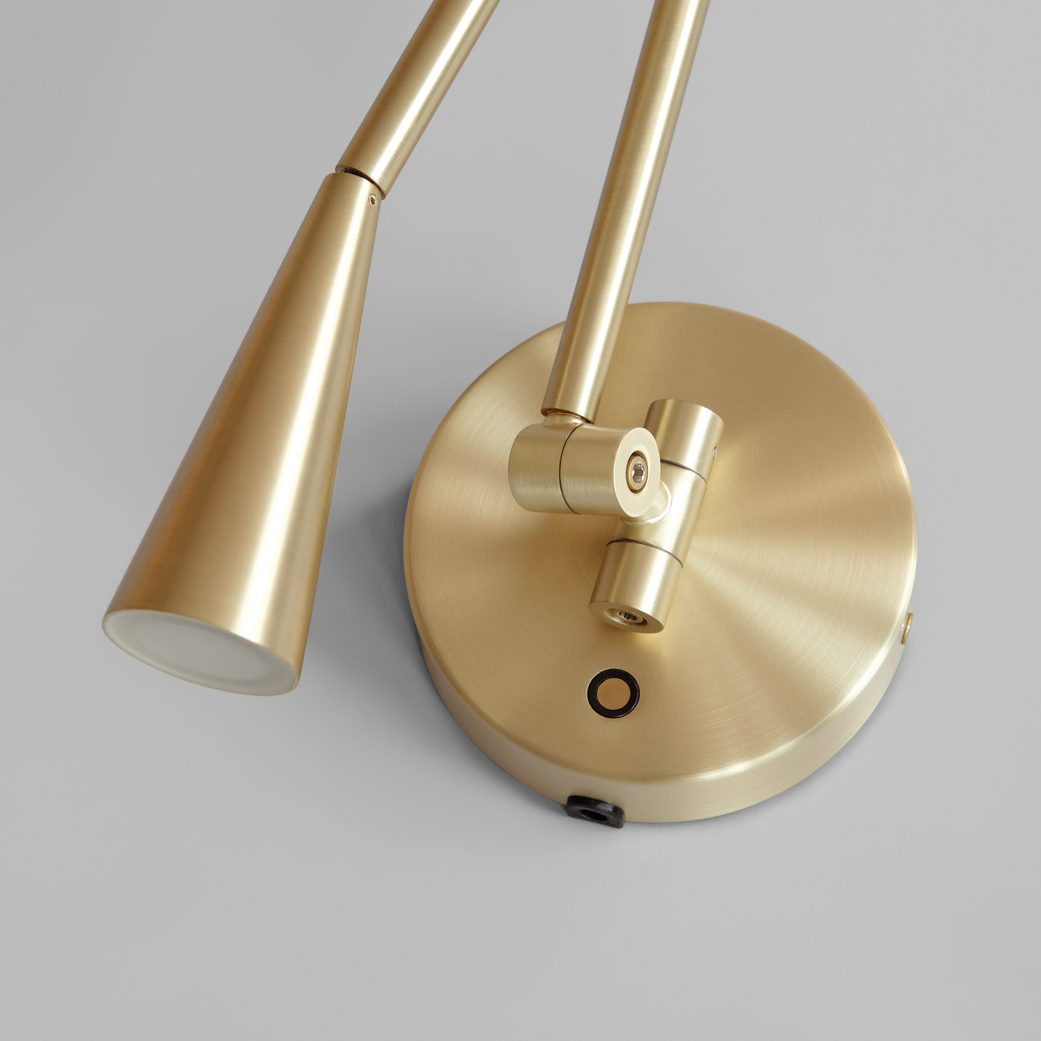 Snake Wall Lamp - Brass