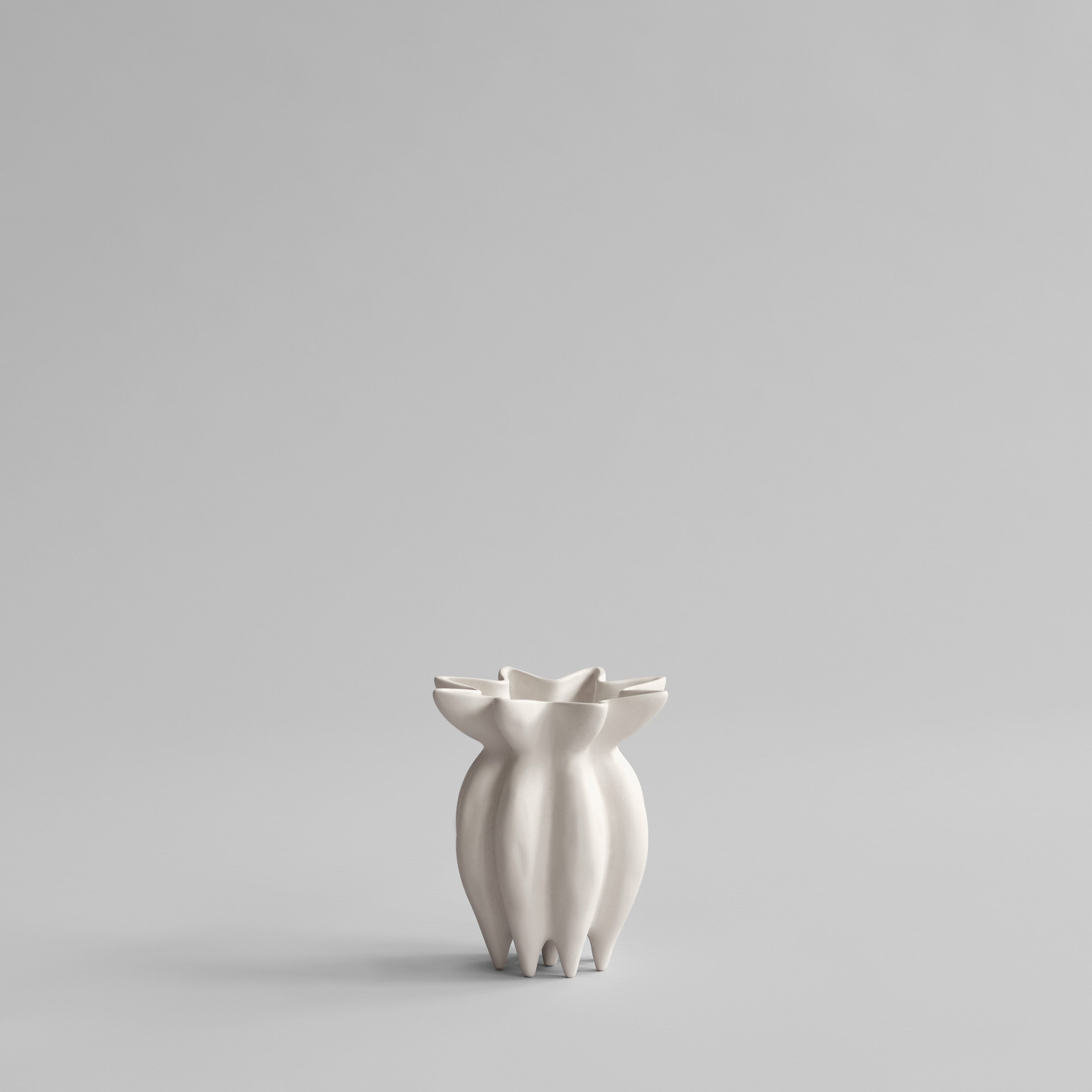 Lotus Vase, Petit - Birch